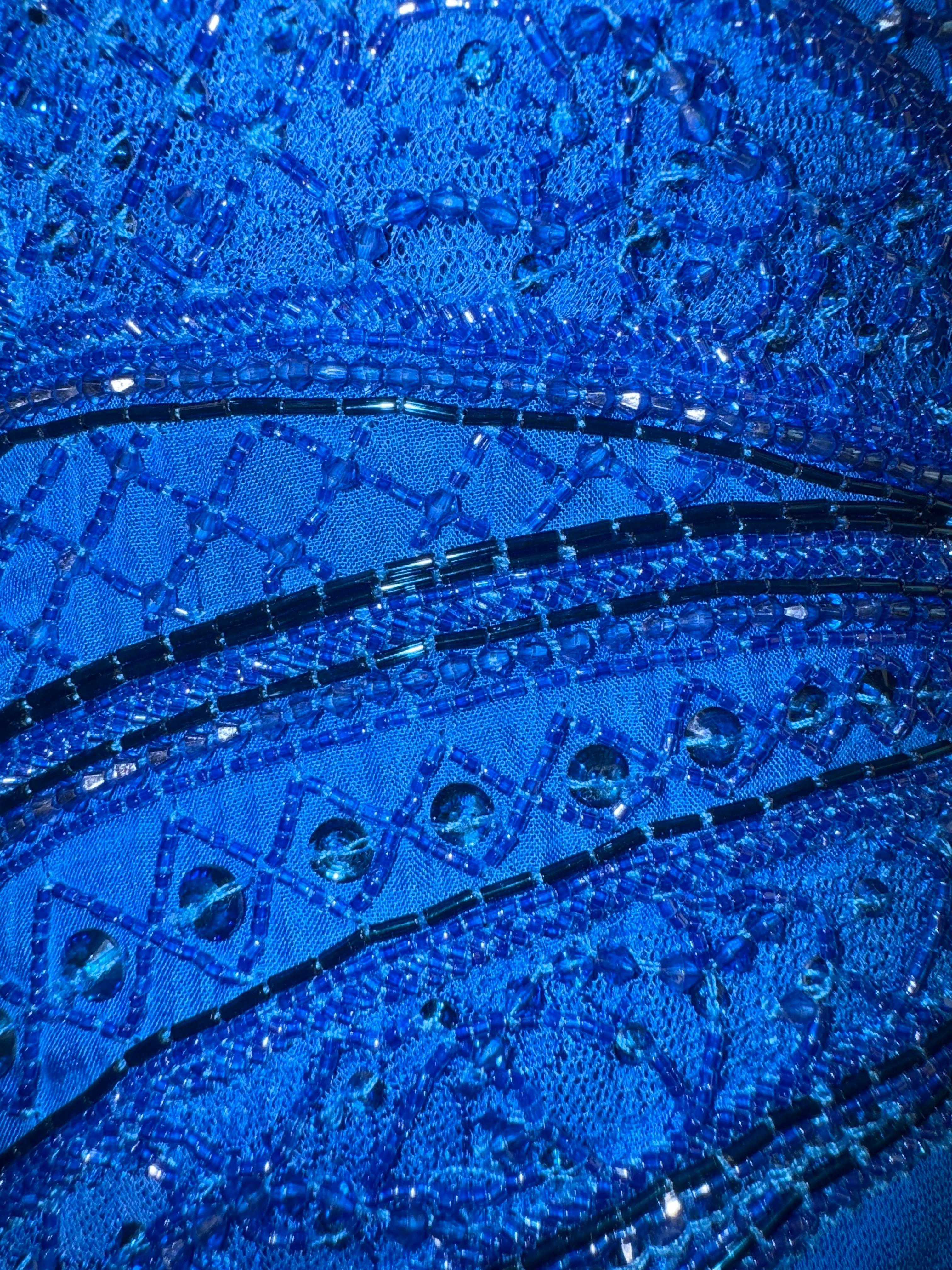 EMILIO PUCCI Robe Maxi bleue brodée Gown 42 Bon état - En vente à Switzerland, CH