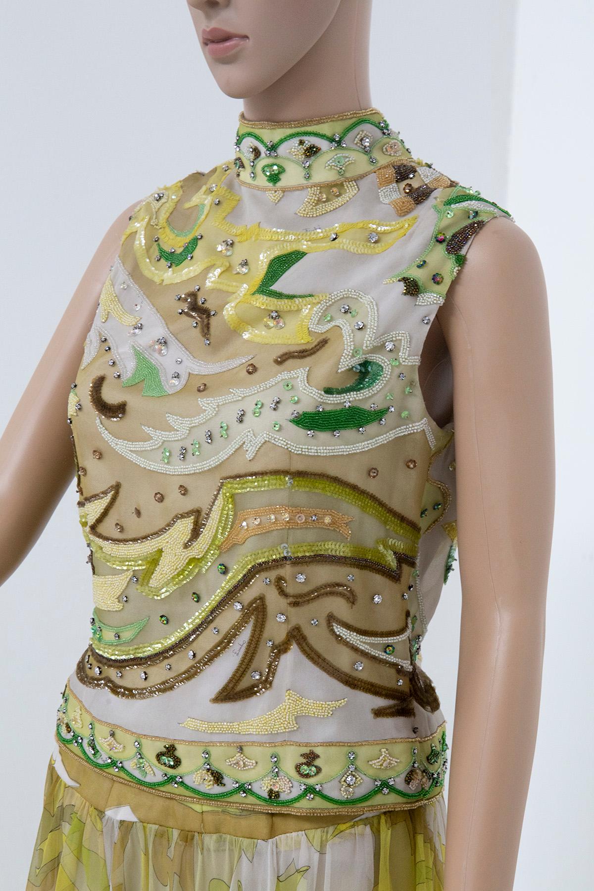 Emilio Pucci Abendkleider mit Strasssteinen und Pailletten und Seide im Zustand „Gut“ im Angebot in Milano, IT