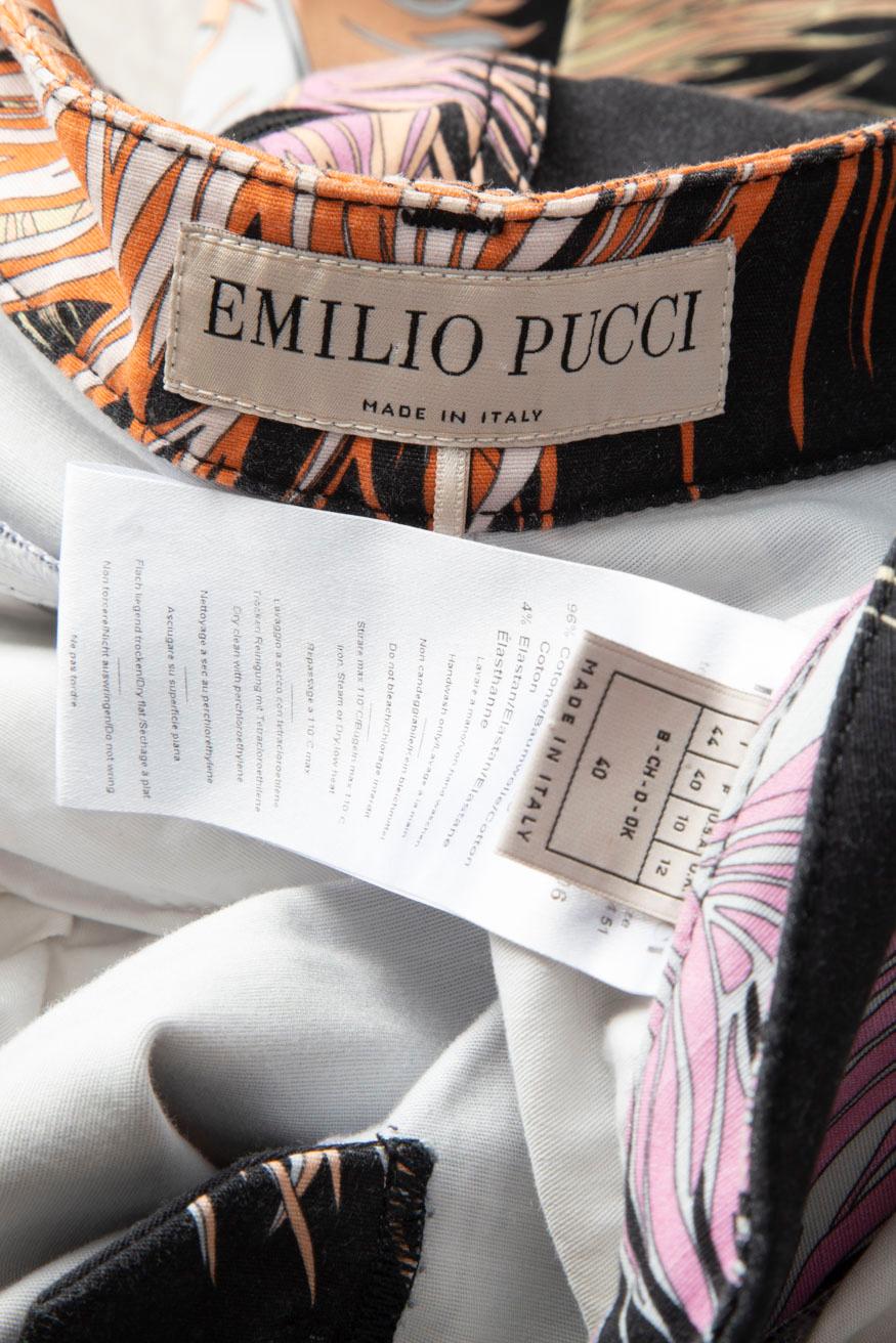 Emilio Pucci Skinny Jeans mit Federdruck Größe L im Angebot 3