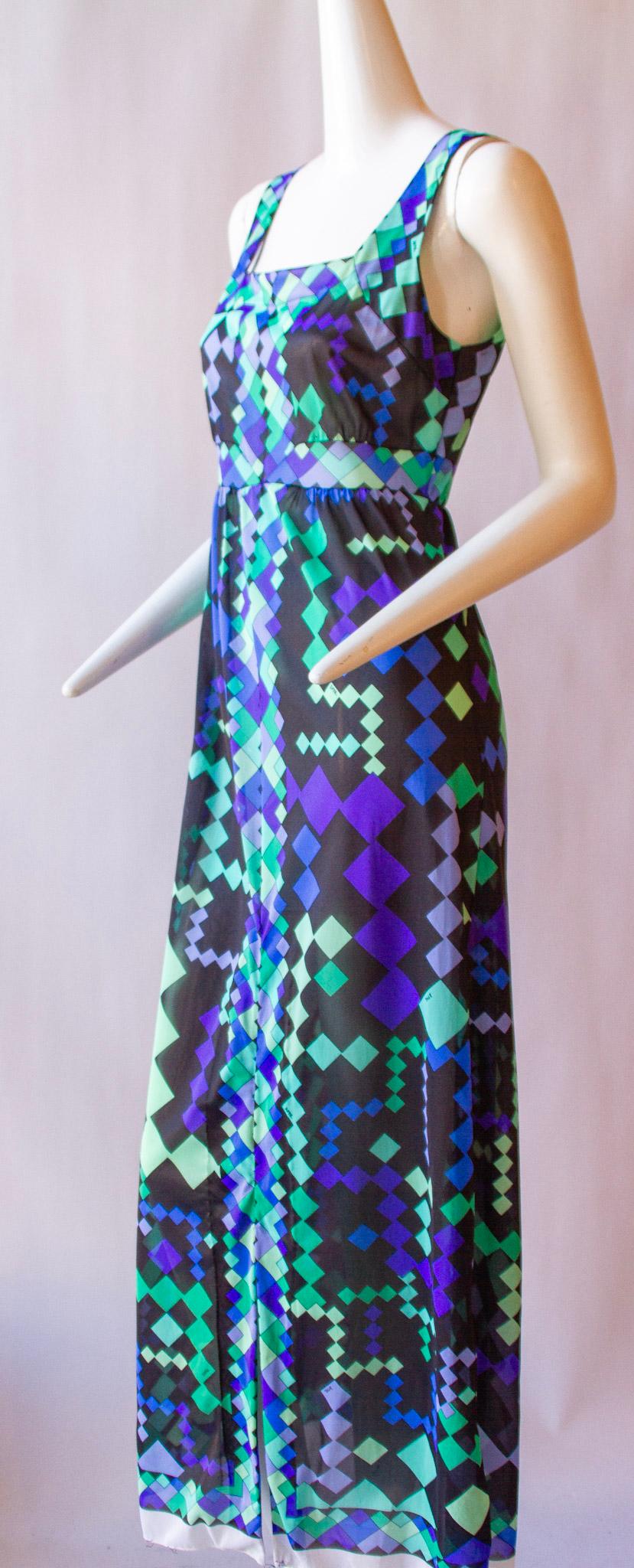 EMILIO PUCCI for Formfit Rogers Silk Ensemble circa 1959-1960 In Excellent Condition For Sale In Kingston, NY