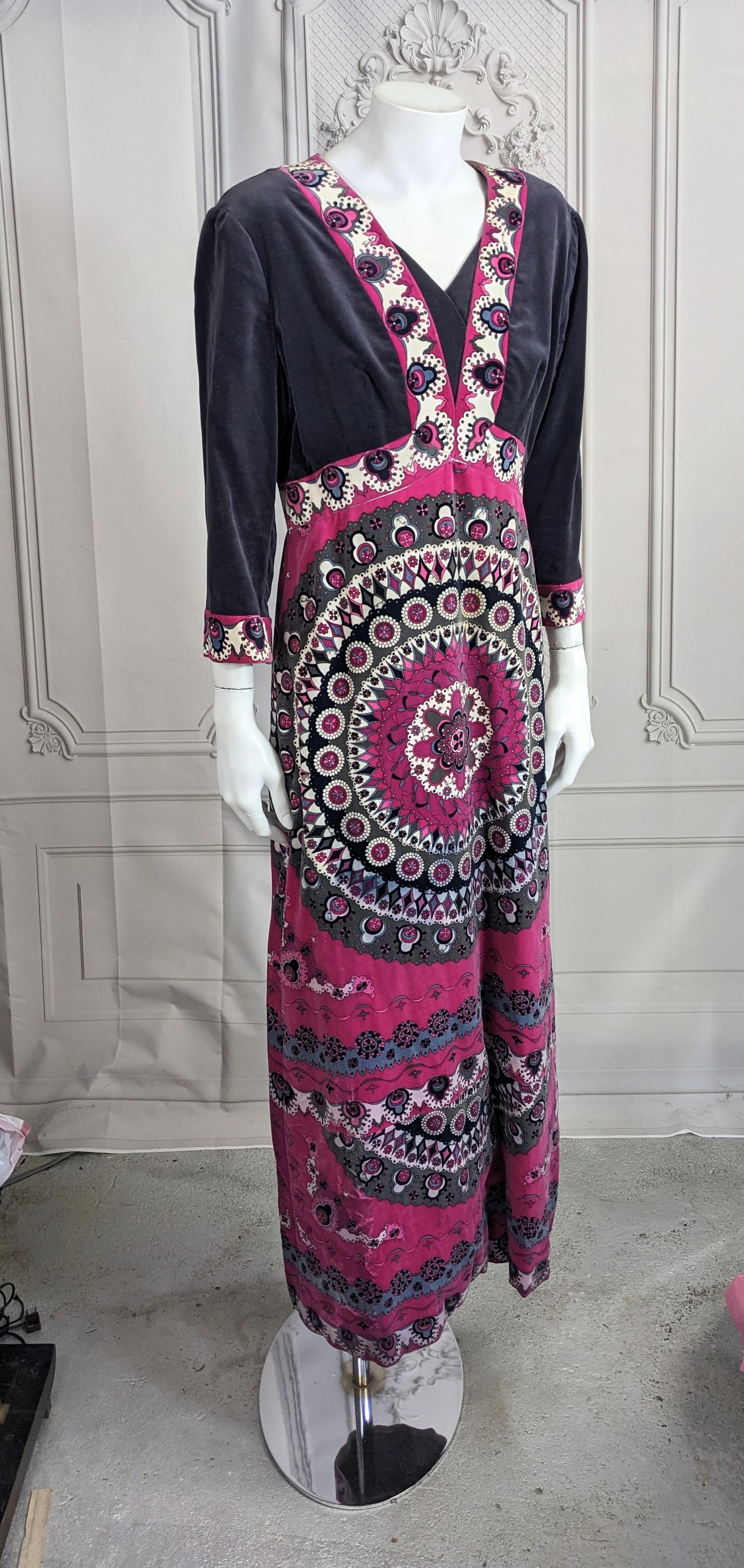 Emilio Pucci Graphic Velvet Gown with Choker For Sale 6