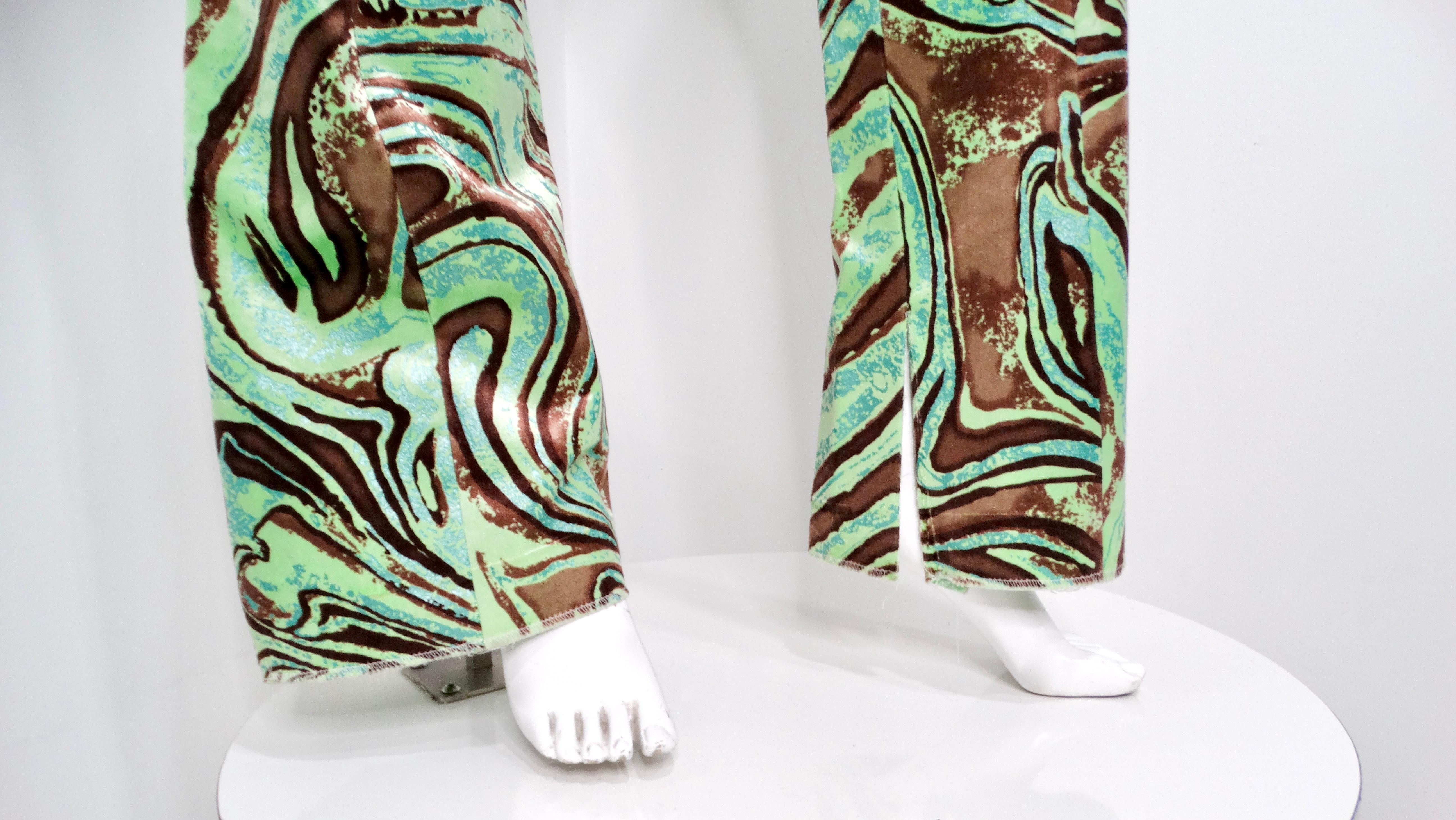 Emilio Pucci - Pantalon en velours imprimé abstrait, vert & Brown Pour femmes en vente