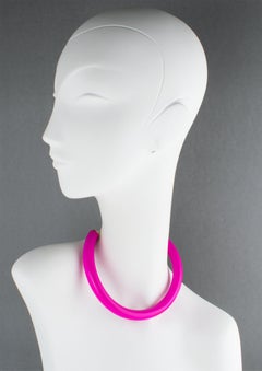 Emilio Pucci Hot‑Pink Lacquer Rigid Necklace with Gilded Metal Ends