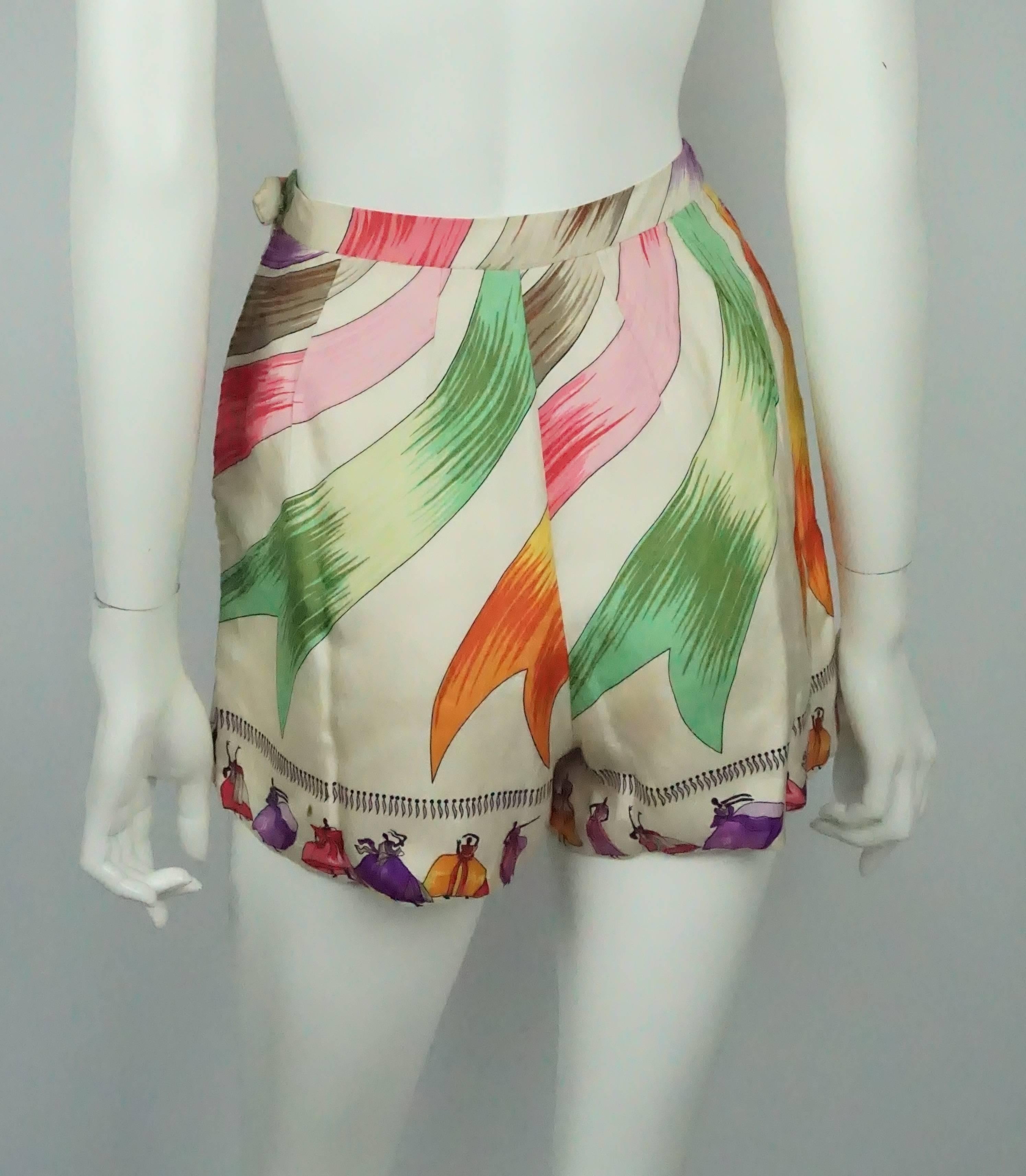 Beige Emilio Pucci - Short en soie imprimé « Robes » ivoire et multicolore - Petit - vers les années 60 en vente