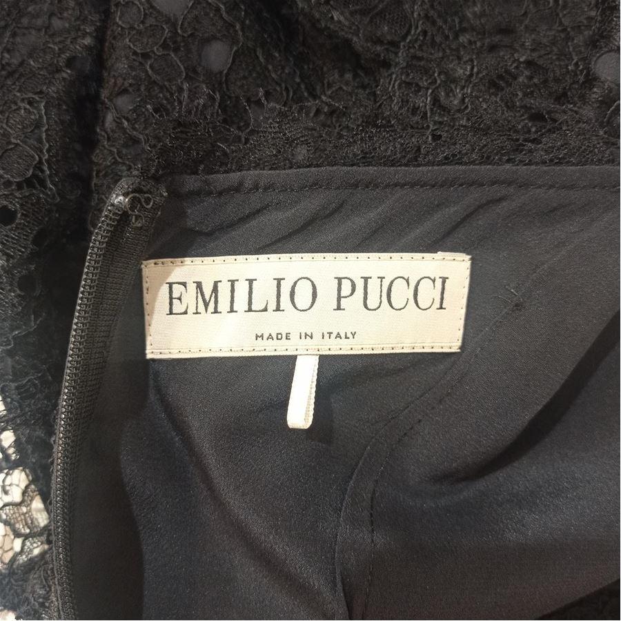 Emilio Pucci Lace dress size 40 In Excellent Condition For Sale In Gazzaniga (BG), IT