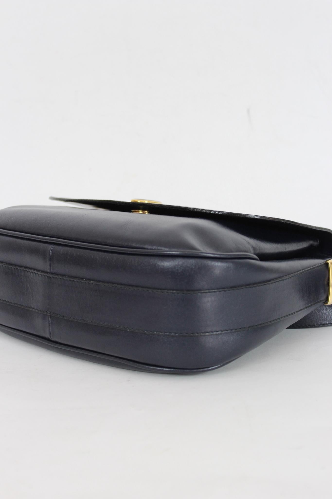 Emilio Pucci Leather Classic Blue Shoulder Bag Vintage 3