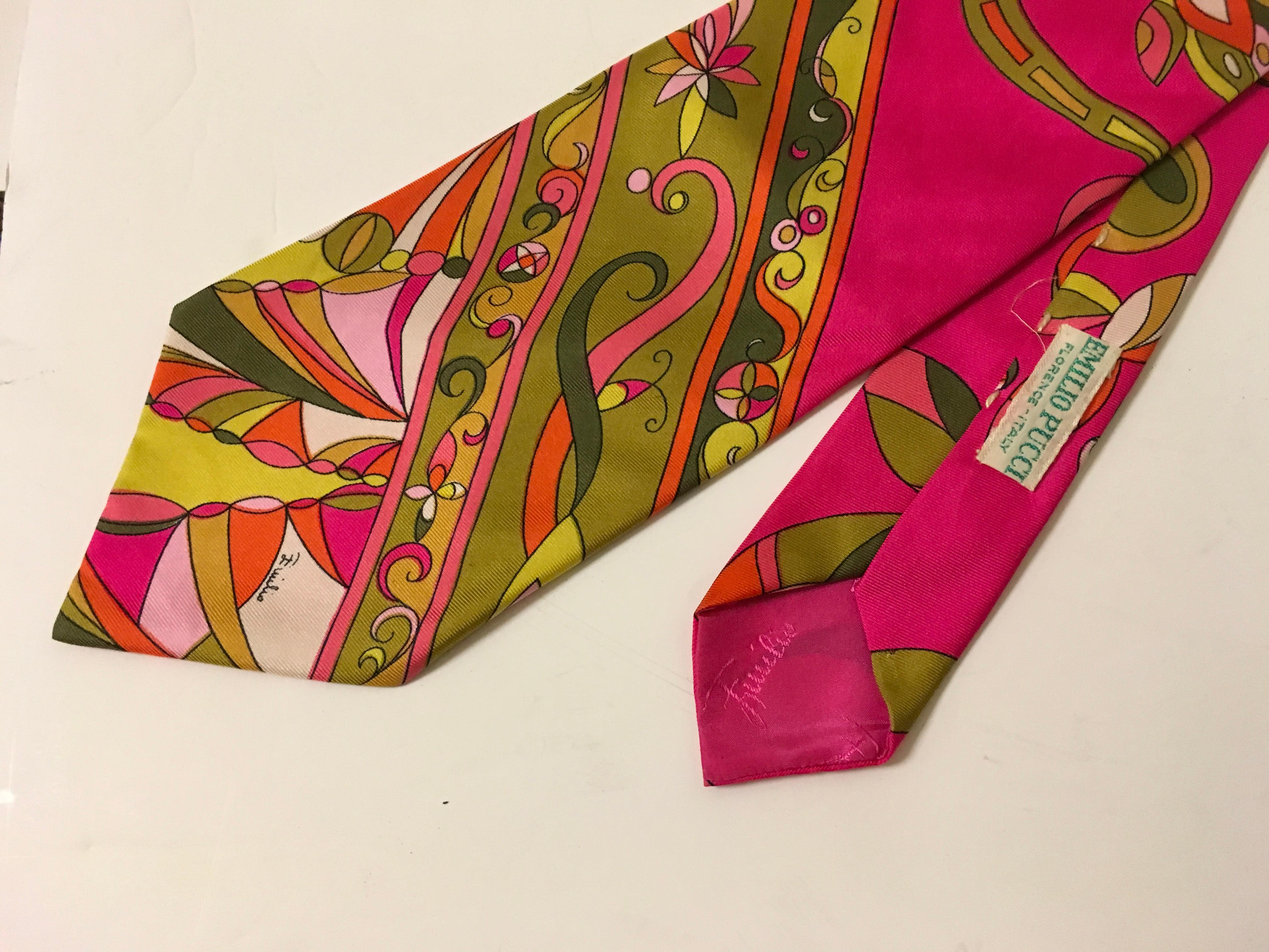 Presented here is an extremely rare treasure. This Pucci tie is from the 1960s. It is very rare that you are able to find a men's Pucci tie from this era in such excellent condition. The tie encompasses a whimsical and beautiful color tone pattern