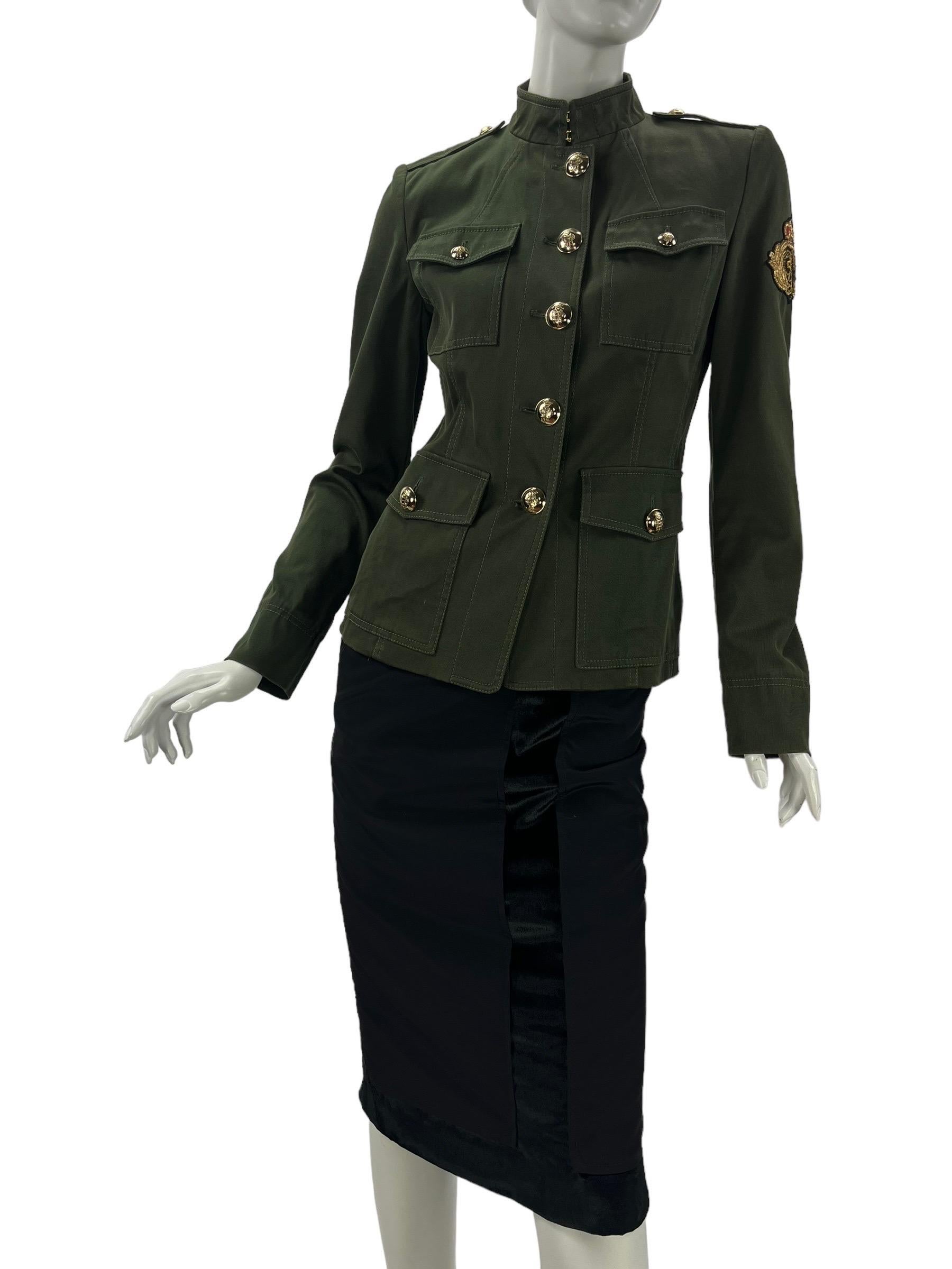Emilio Pucci Militärische grüne Jacke Blazer Größe 40 im Zustand „Hervorragend“ im Angebot in Montgomery, TX