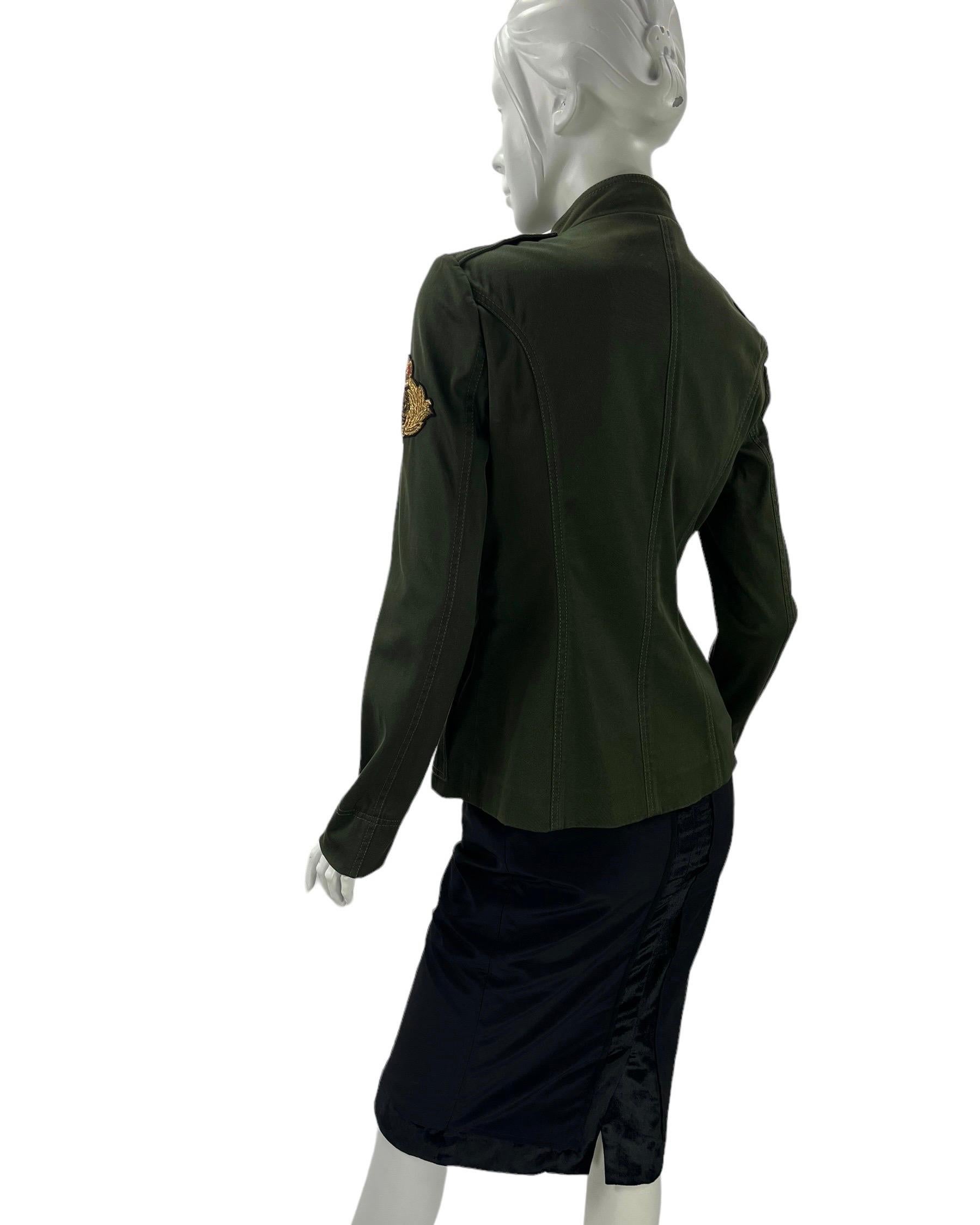 Emilio Pucci Militärische grüne Jacke Blazer Größe 40 im Angebot 1