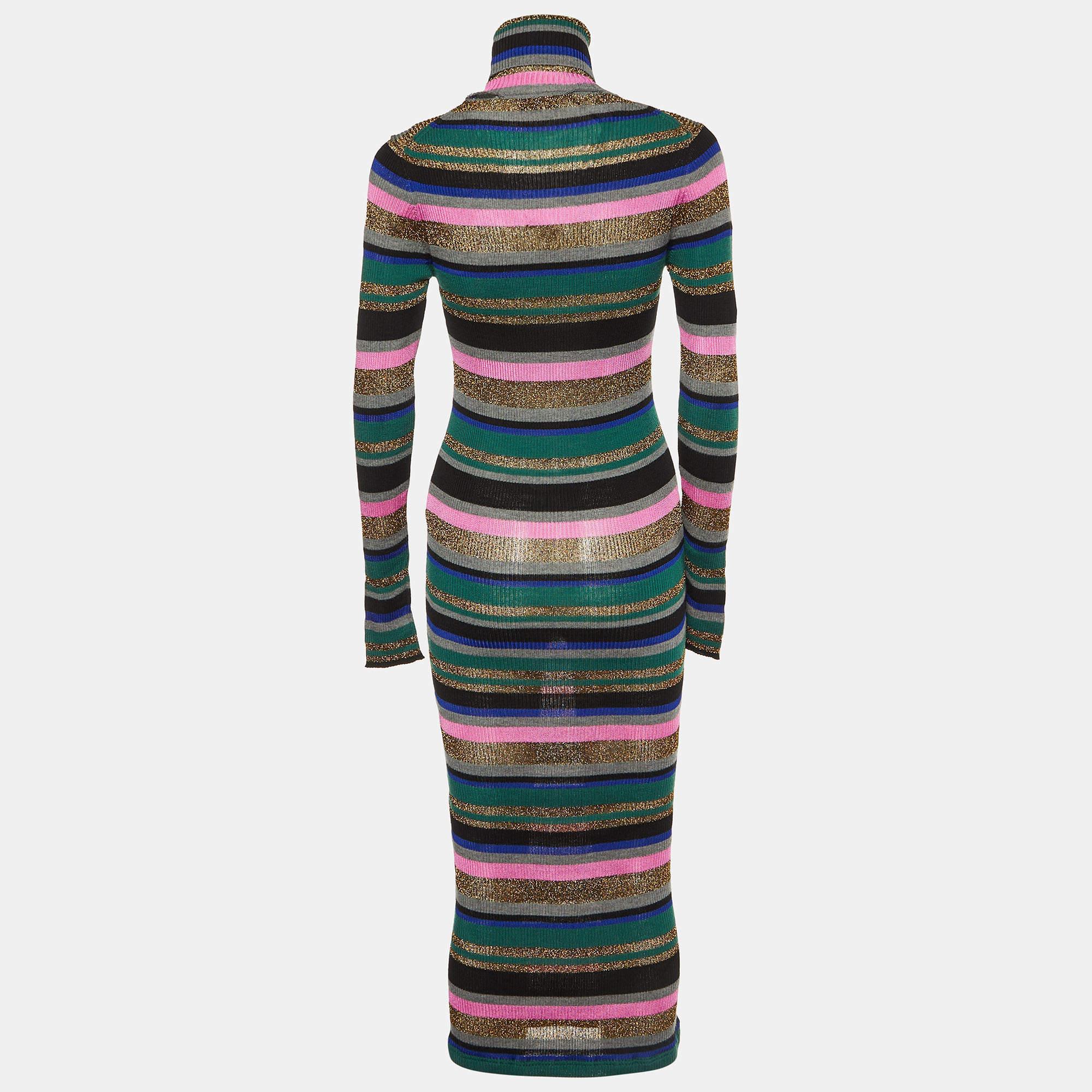 Experience the joy of expert tailoring with this designer dress for women. Meticulously made, it offers a flawless fit and luxe details, ensuring unmatched comfort. This beautiful creation will elevate your style effortlessly.
