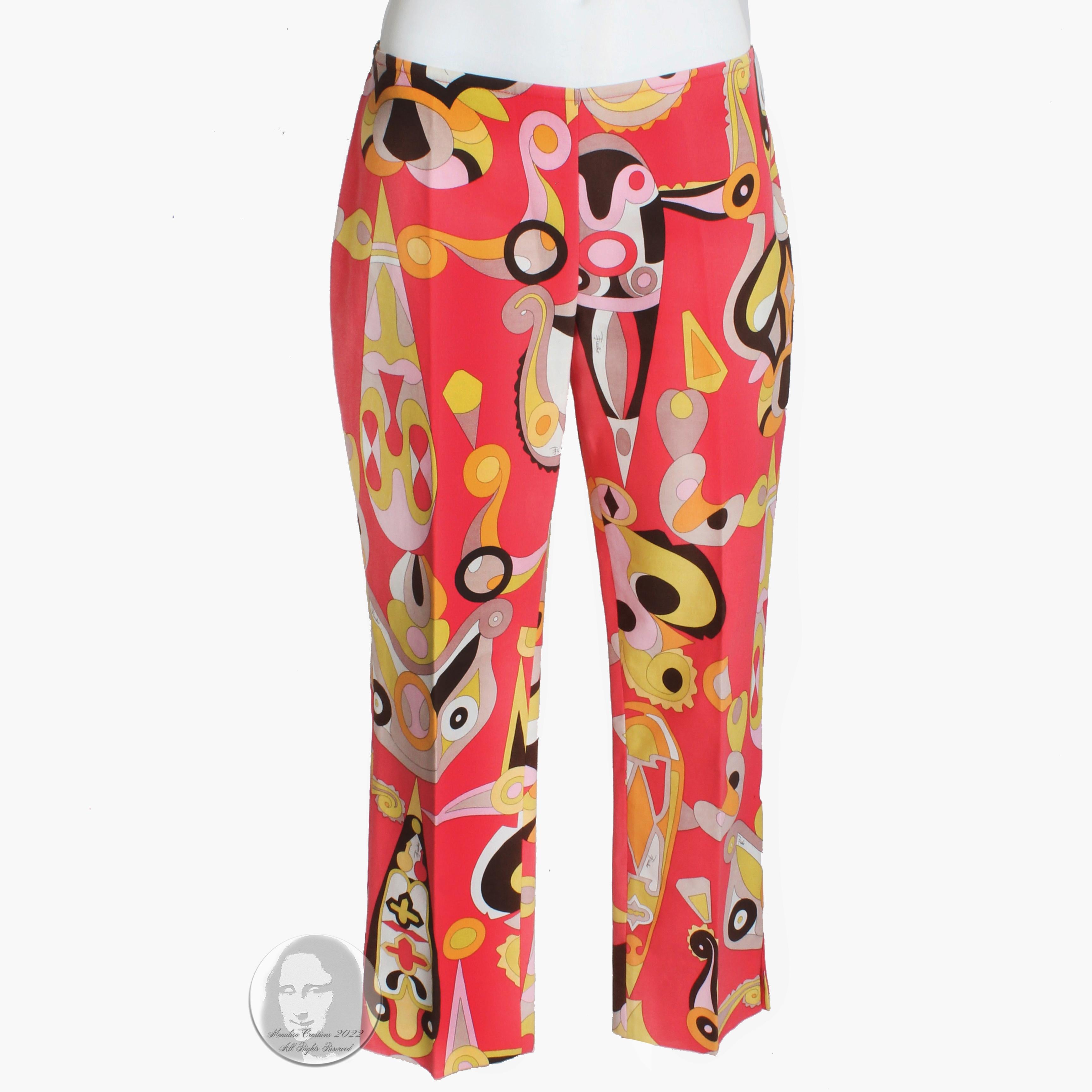 Preowned cropped pants iconic print by Emilio Pucci, likely made in the 2000s. Made from a cotton blend twill fabric, feature a flat front with side zipper, vented hem and a spectacular swirling abstract pattern!

So easy to style and wear, these