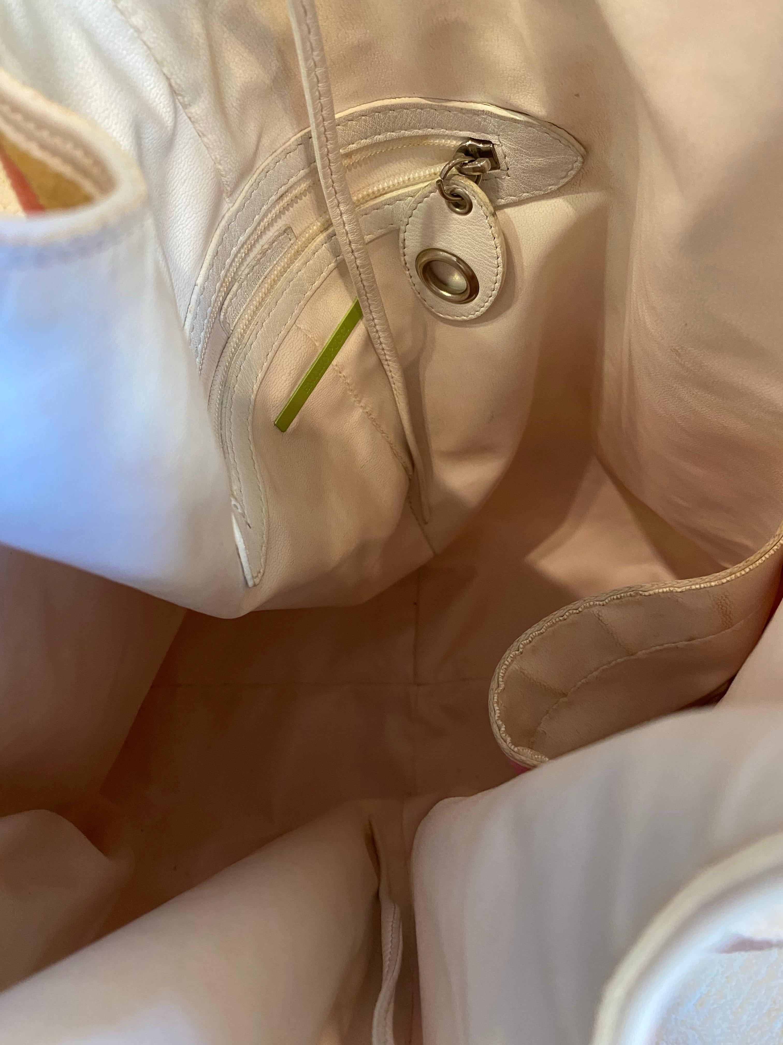 Emilio Pucci Tasche mit rosa Details. im Angebot 6
