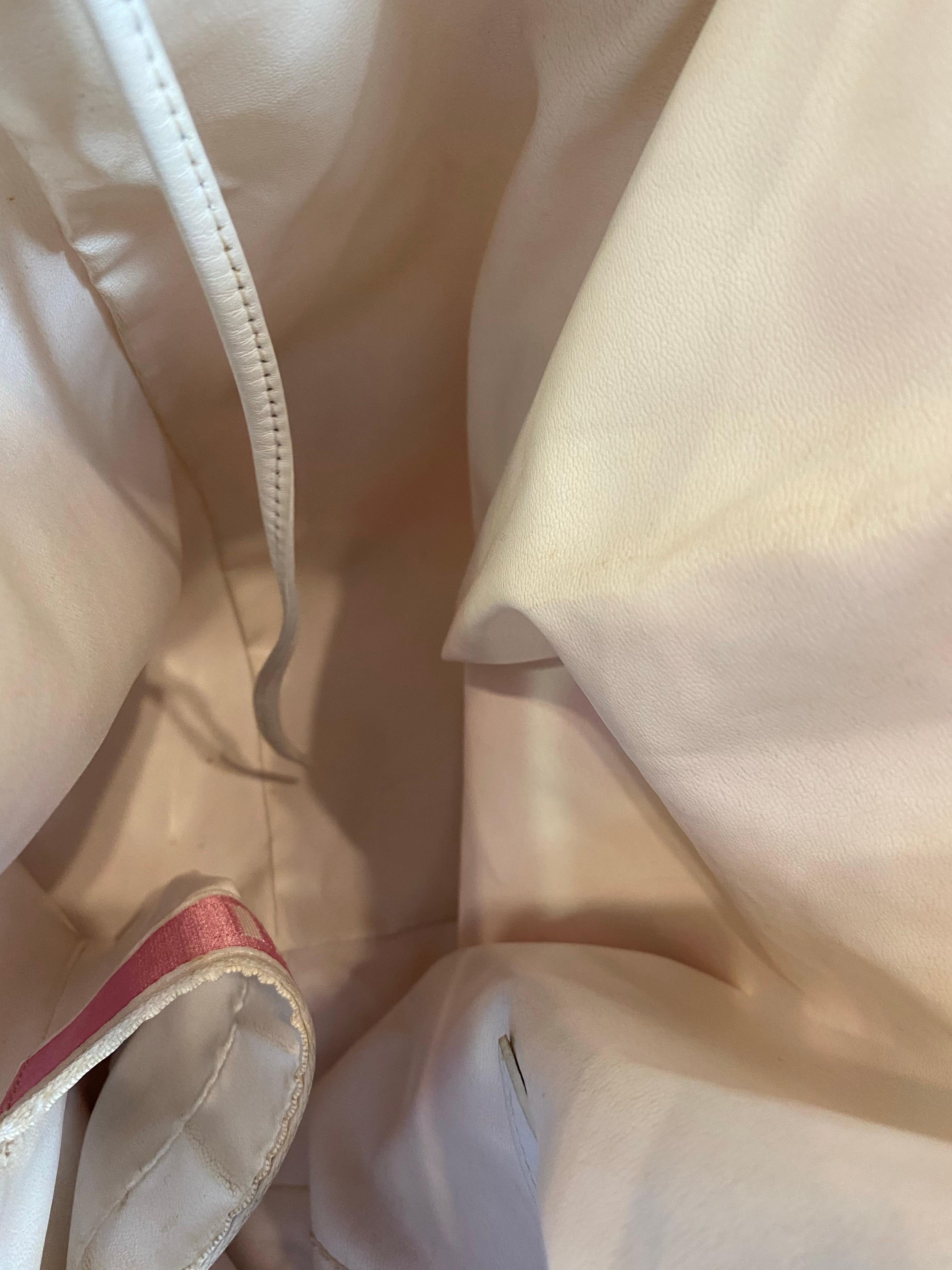 Emilio Pucci Tasche mit rosa Details. im Angebot 8