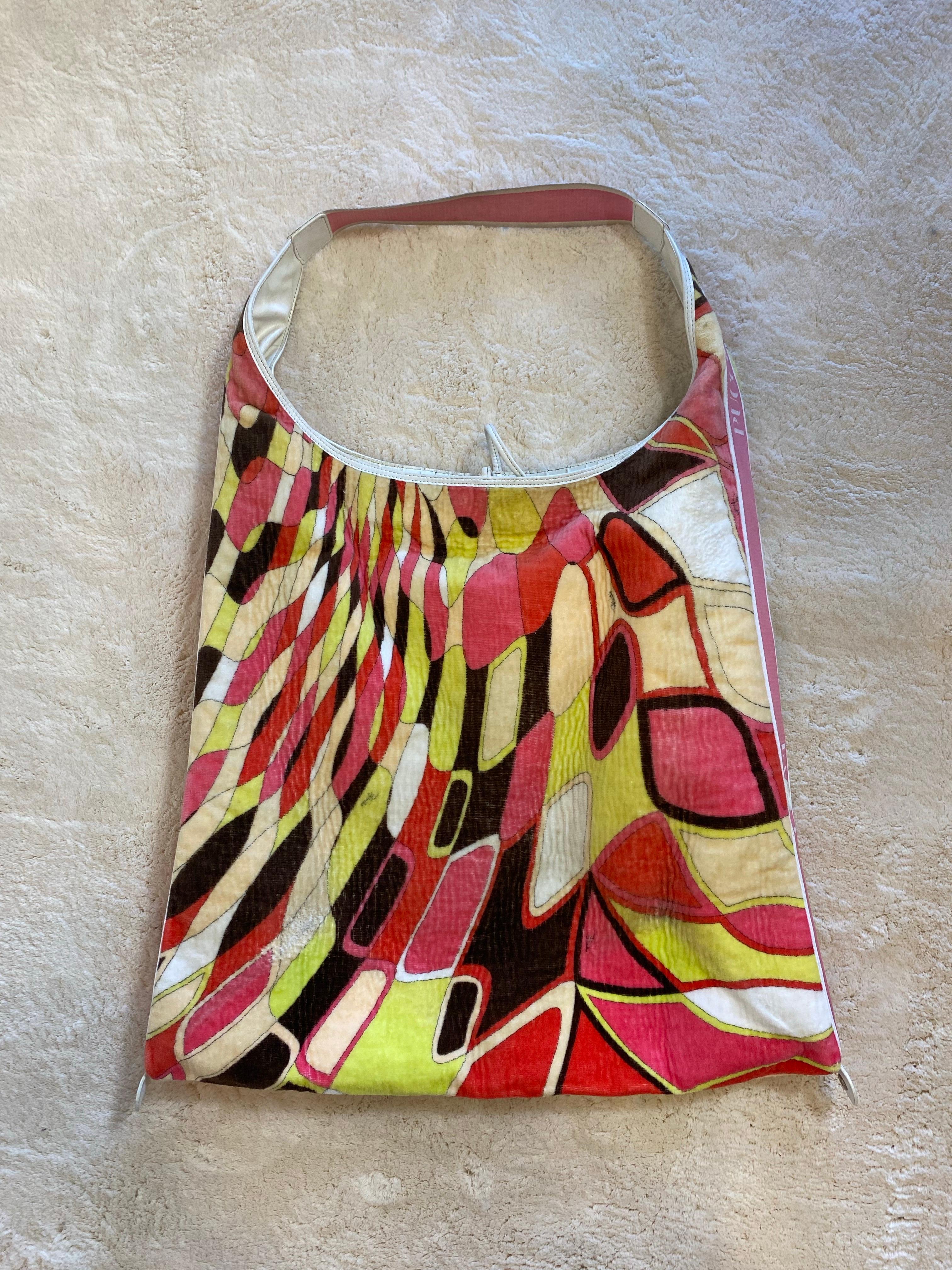 Emilio Pucci Tasche mit rosa Details. im Angebot 4