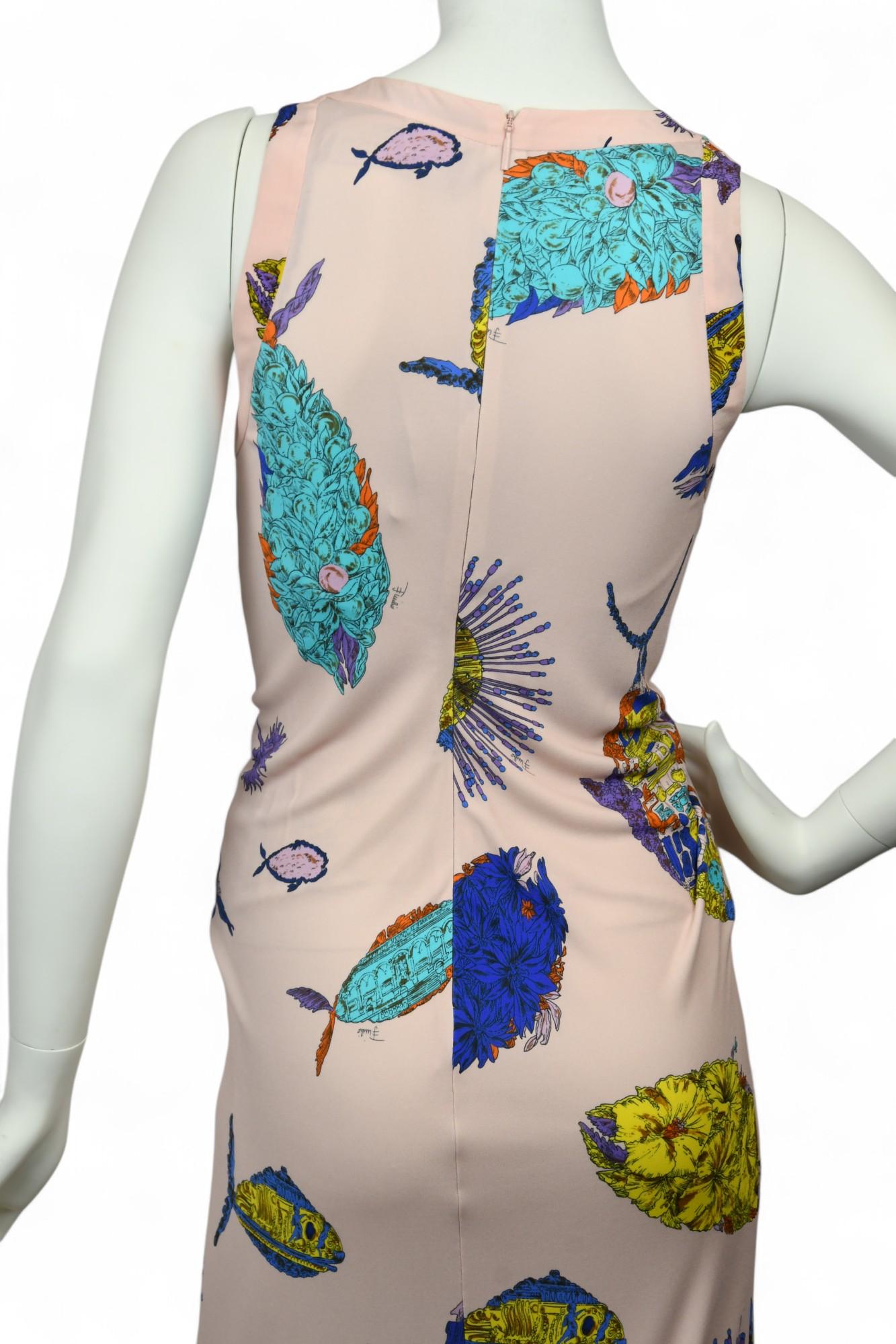 Emilio Pucci - Robe longue rose à imprimé poisson  Taille 4 US en vente 1