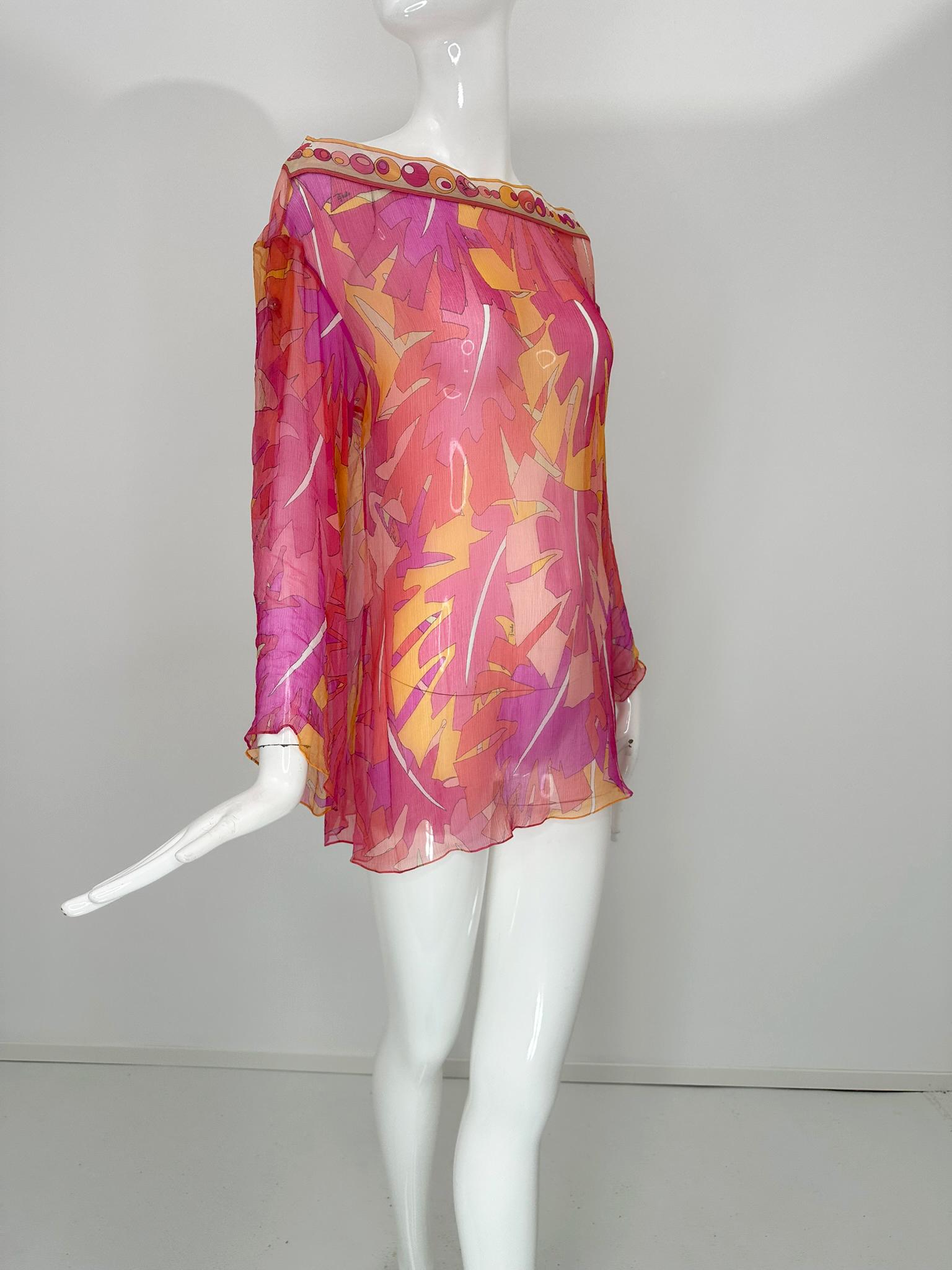 Emilio Pucci - Top a tunica in chiffon di seta trasparente con stampa rosa e fogliame tropicale 8 in vendita 7