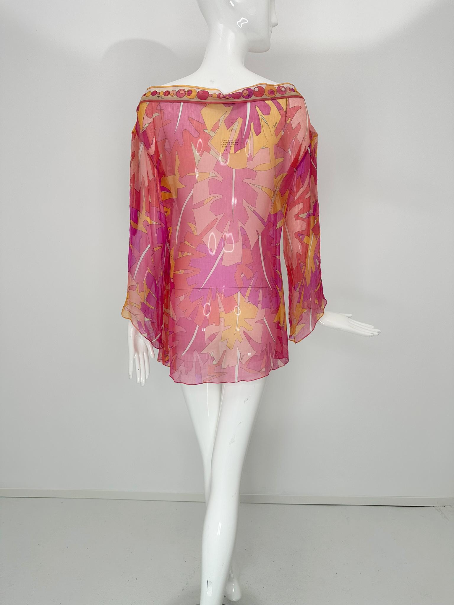 Emilio Pucci - Top a tunica in chiffon di seta trasparente con stampa rosa e fogliame tropicale 8 in vendita 3