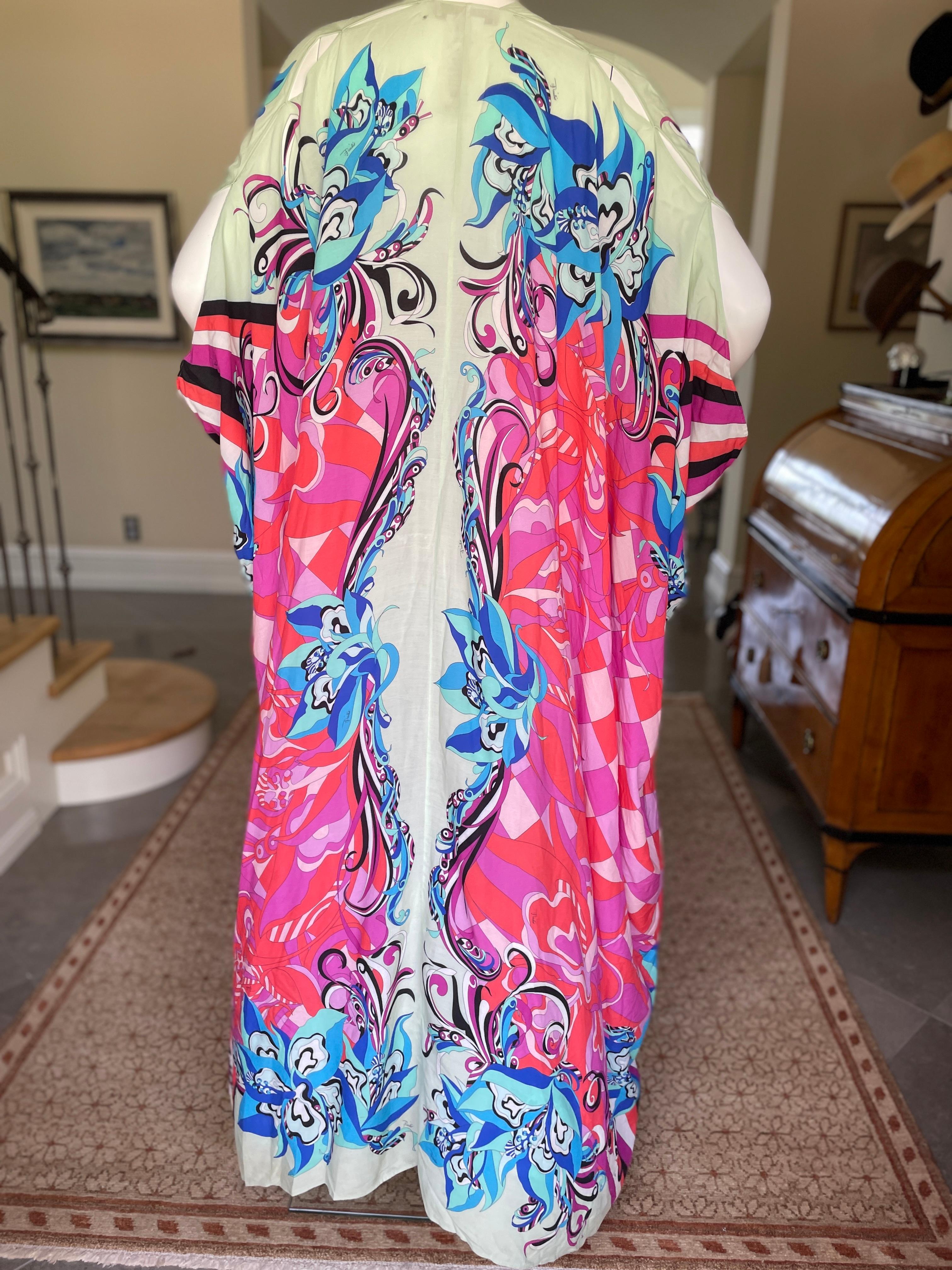 Emilio Pucci Rosa Vintage Kaftan-Kleid mit kalten Schultern und Knopfleiste für Damen oder Herren