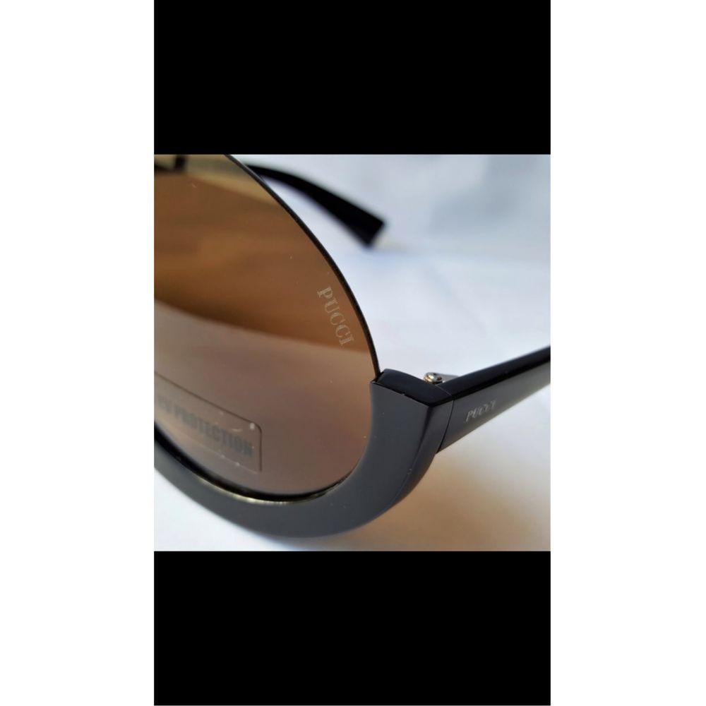 Emilio Pucci Plastic Goggle Glasses in Black In New Condition In Carnate, IT