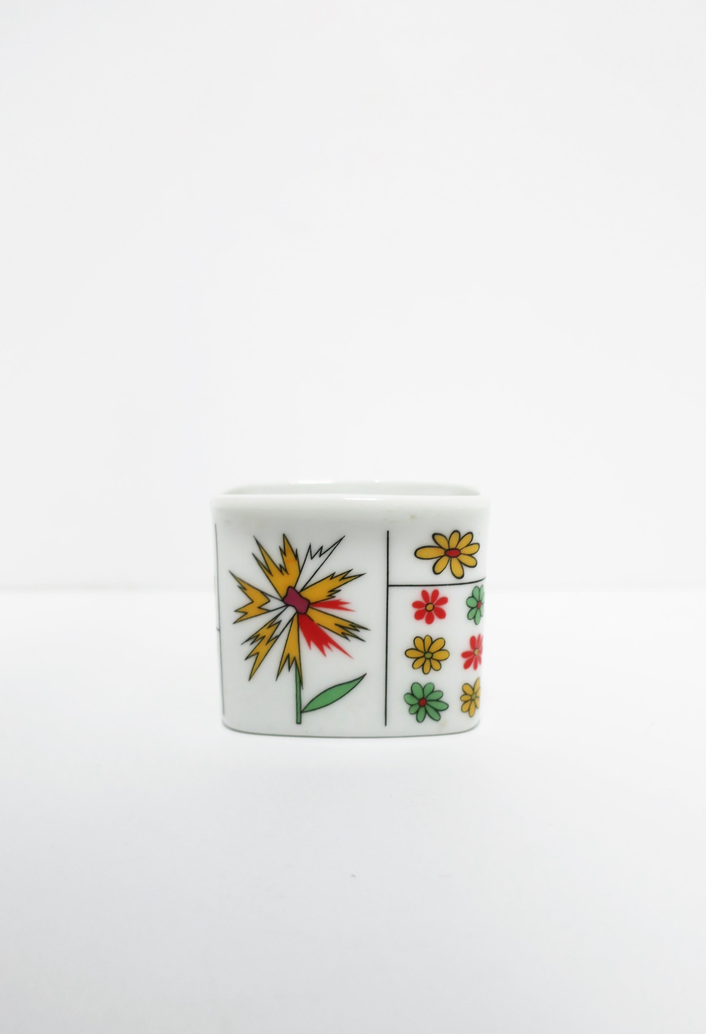 German Emilio Pucci & Hans Theo Baumann Porcelain Cig Vessel for Rosenthal Studio-Line For Sale