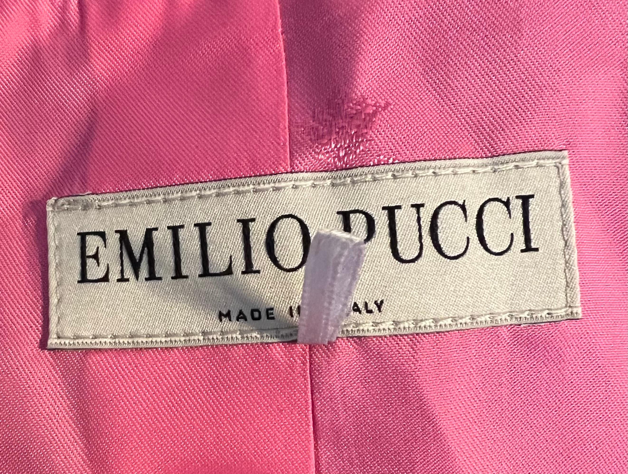 Emilio Pucci Purple Blazer Jacket, Size 8 In Excellent Condition For Sale In Beverly Hills, CA