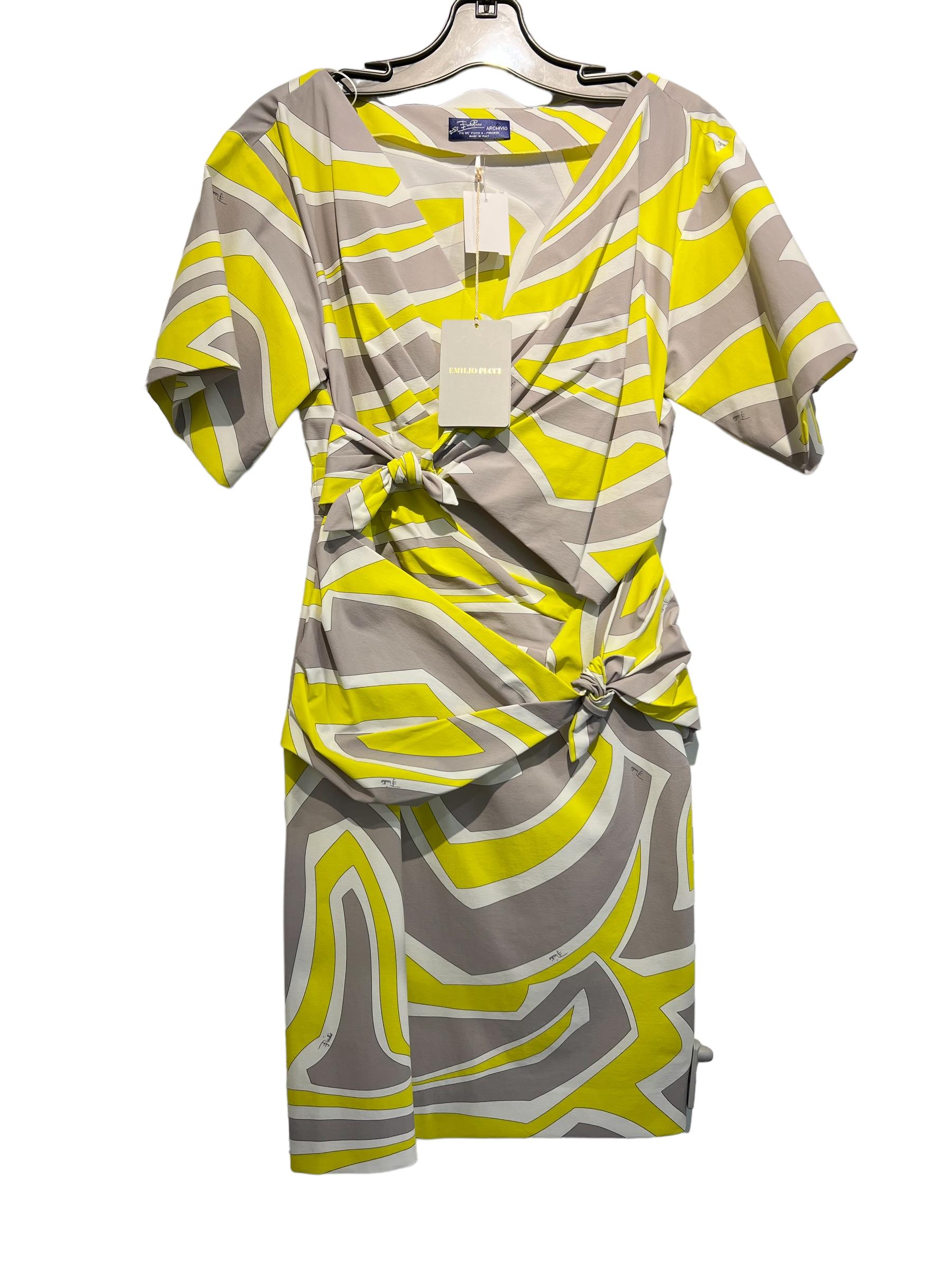 Ensure that your day-to-day style is as glamorous as you are with this Pucci-Print Dress from Emilio Pucci. From 2000´s Collection Designed to Inspire the Imagination, This Pattern Will add a Dynamic Touch to Your Wardrobe. You Make Great Pieces