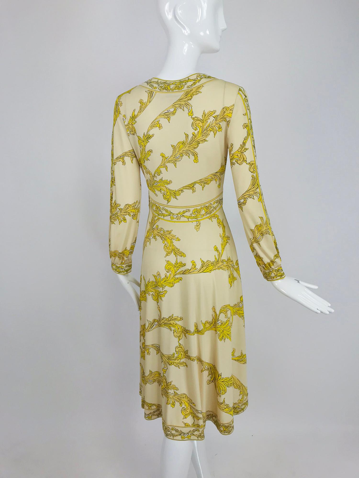 Emilio Pucci Silk jersey Print V Neck Dress 1970s 7