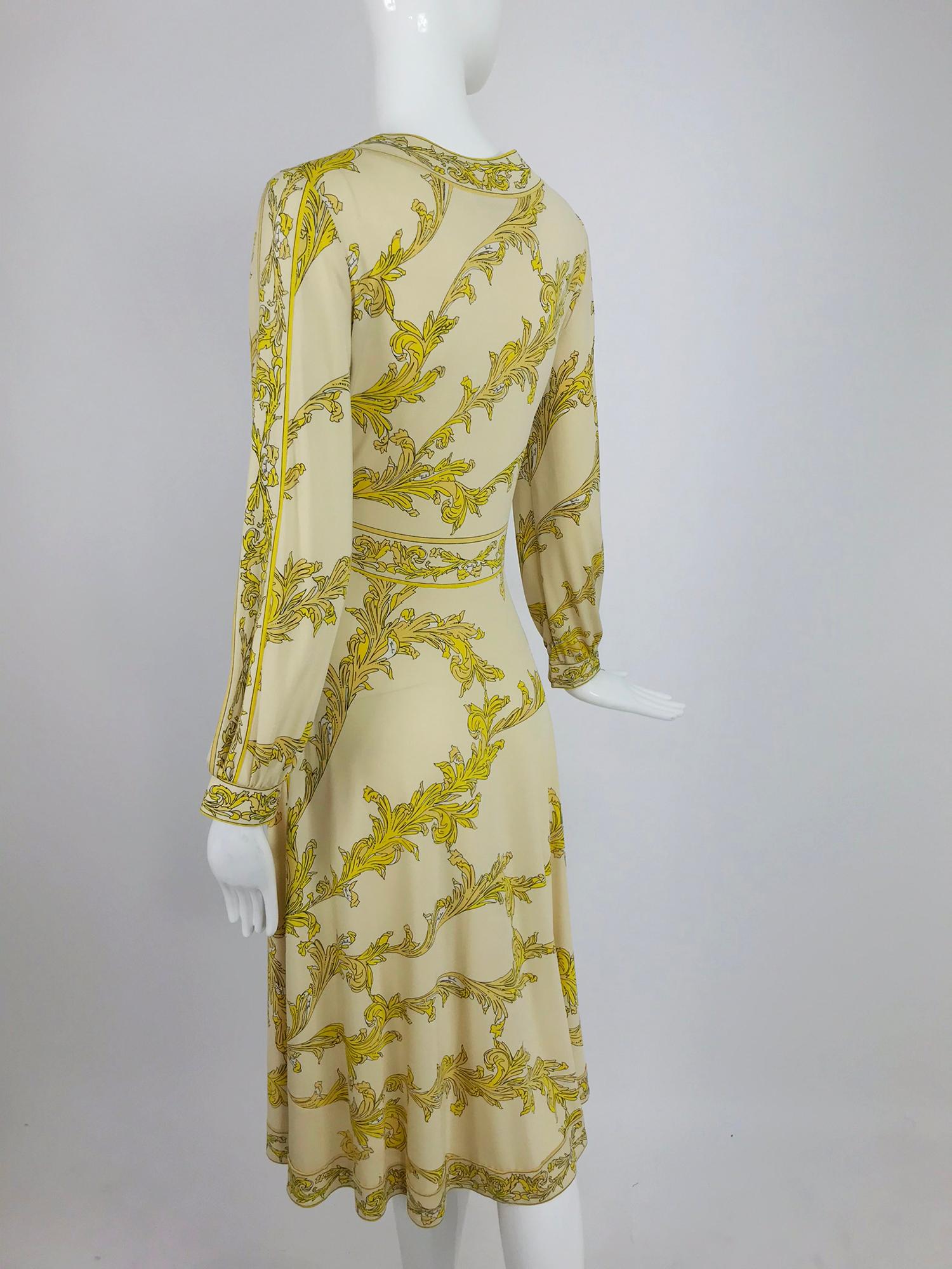 Emilio Pucci Silk jersey Print V Neck Dress 1970s 10