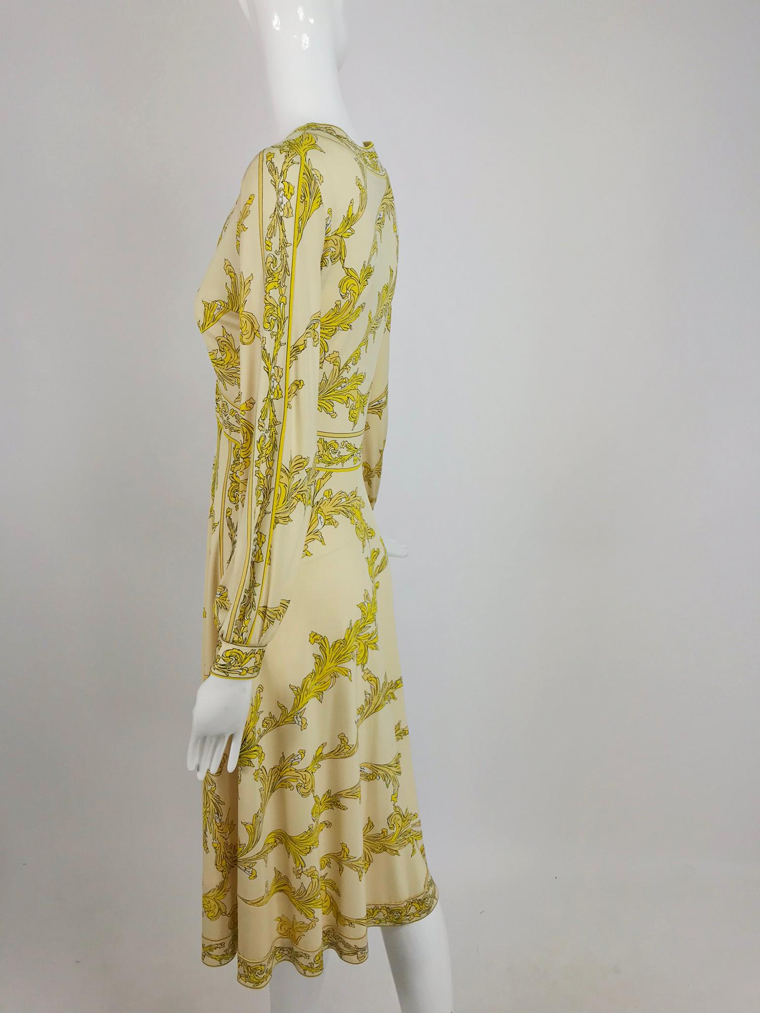 Emilio Pucci Silk jersey Print V Neck Dress 1970s 11