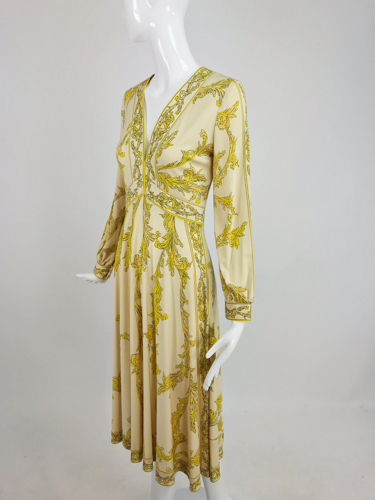 Emilio Pucci Silk jersey Print V Neck Dress 1970s 14