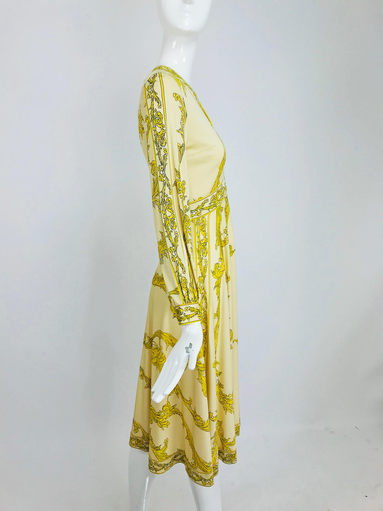 Emilio Pucci Silk jersey Print V Neck Dress 1970s 1