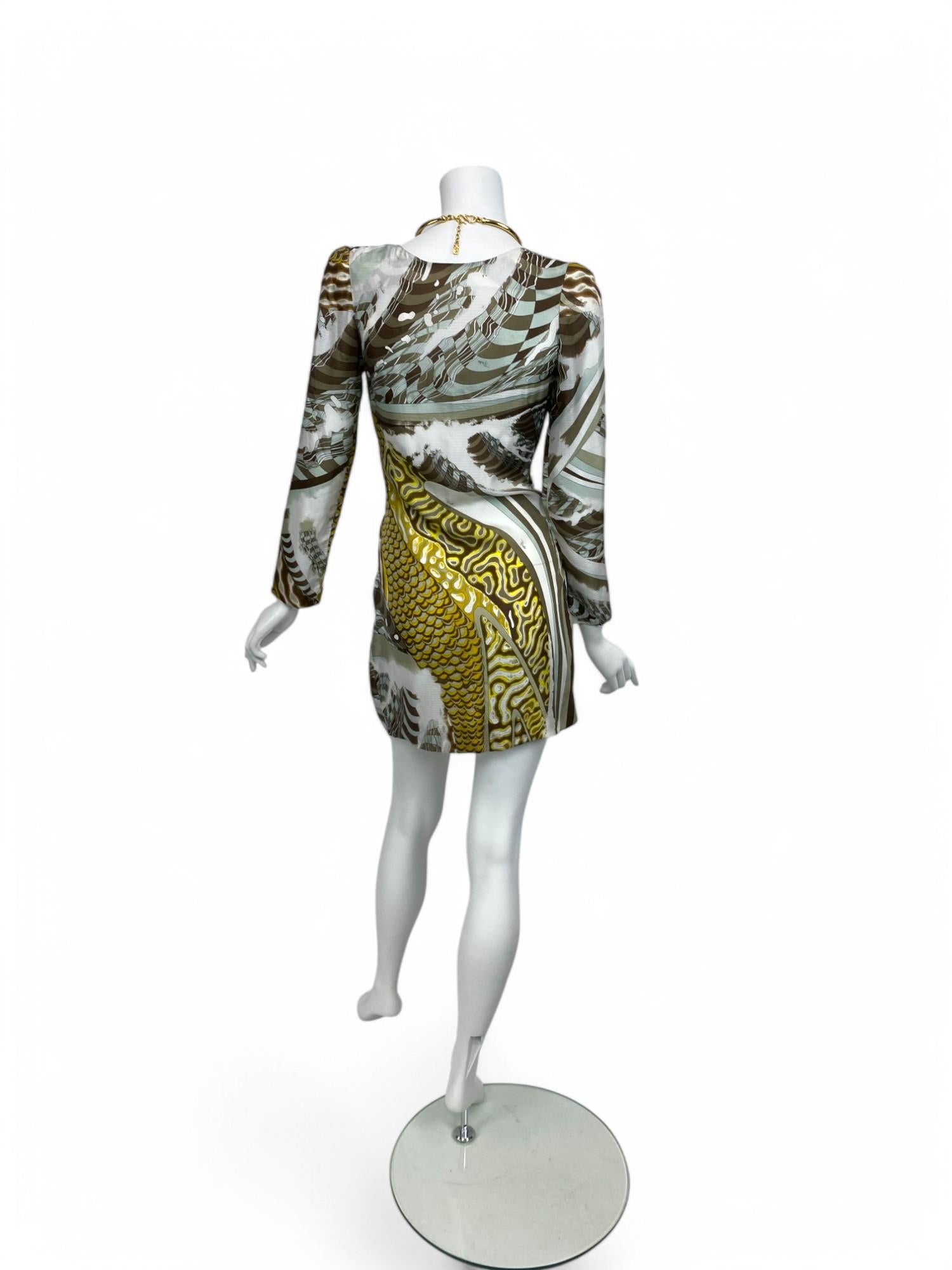 Emilio Pucci Silk Plunge Neckline Mini Dress with Zipper Detail Sz: 40 NWT In Excellent Condition For Sale In West Hartford, CT