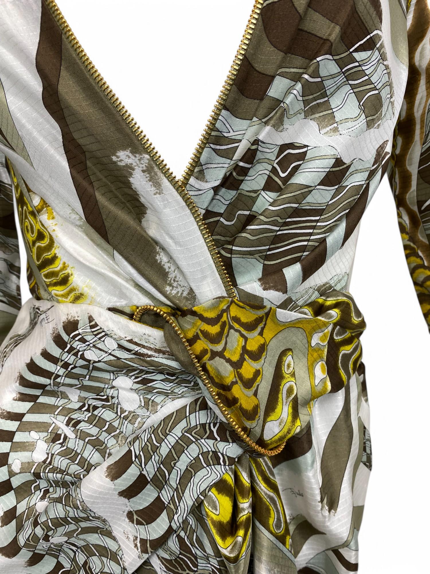 Emilio Pucci Silk Plunge Neckline Mini Dress with Zipper Detail Sz: 40 NWT For Sale 2