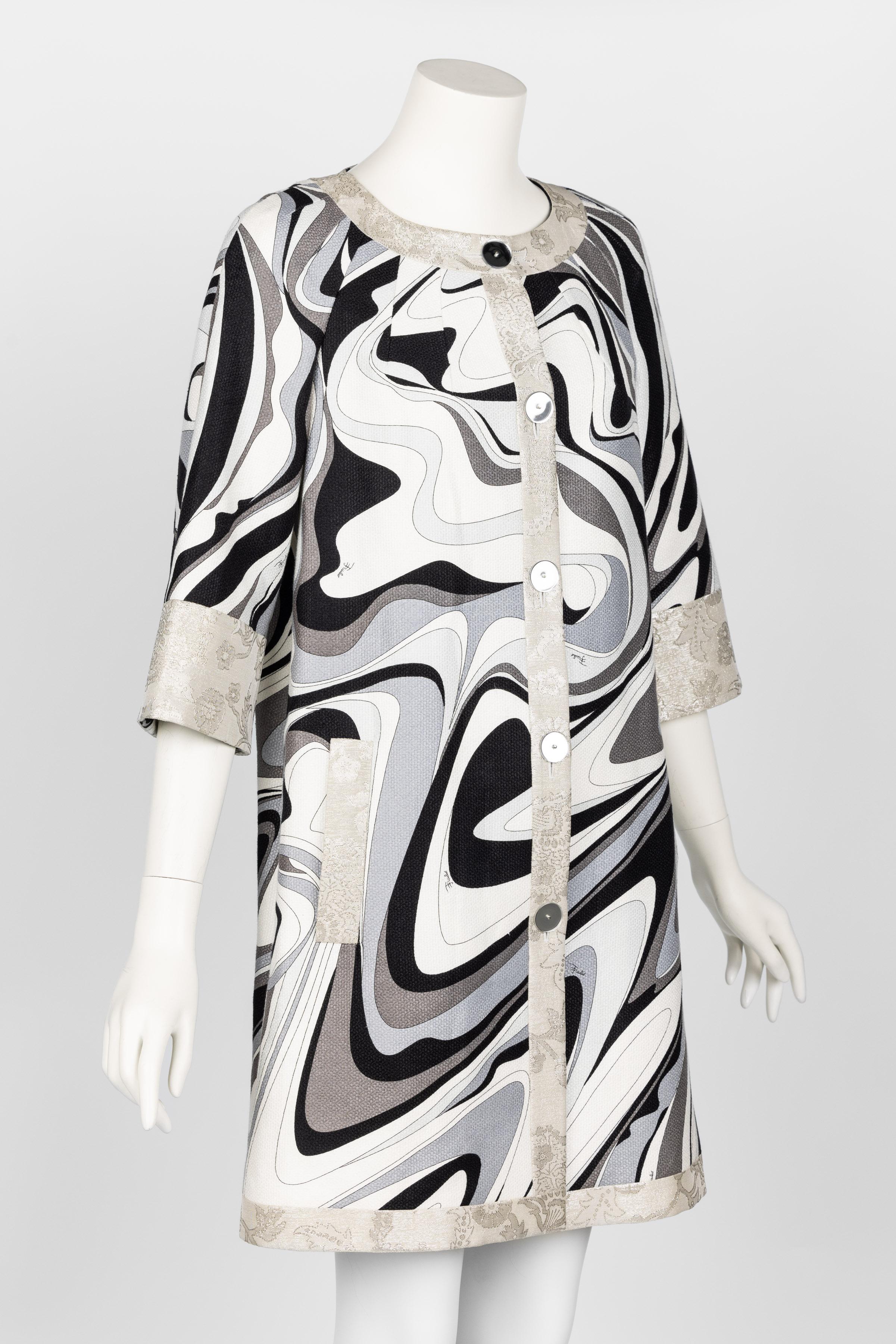 Women's Emilio Pucci Silver Black Print Spring 2007 Runway Evening Coat For Sale