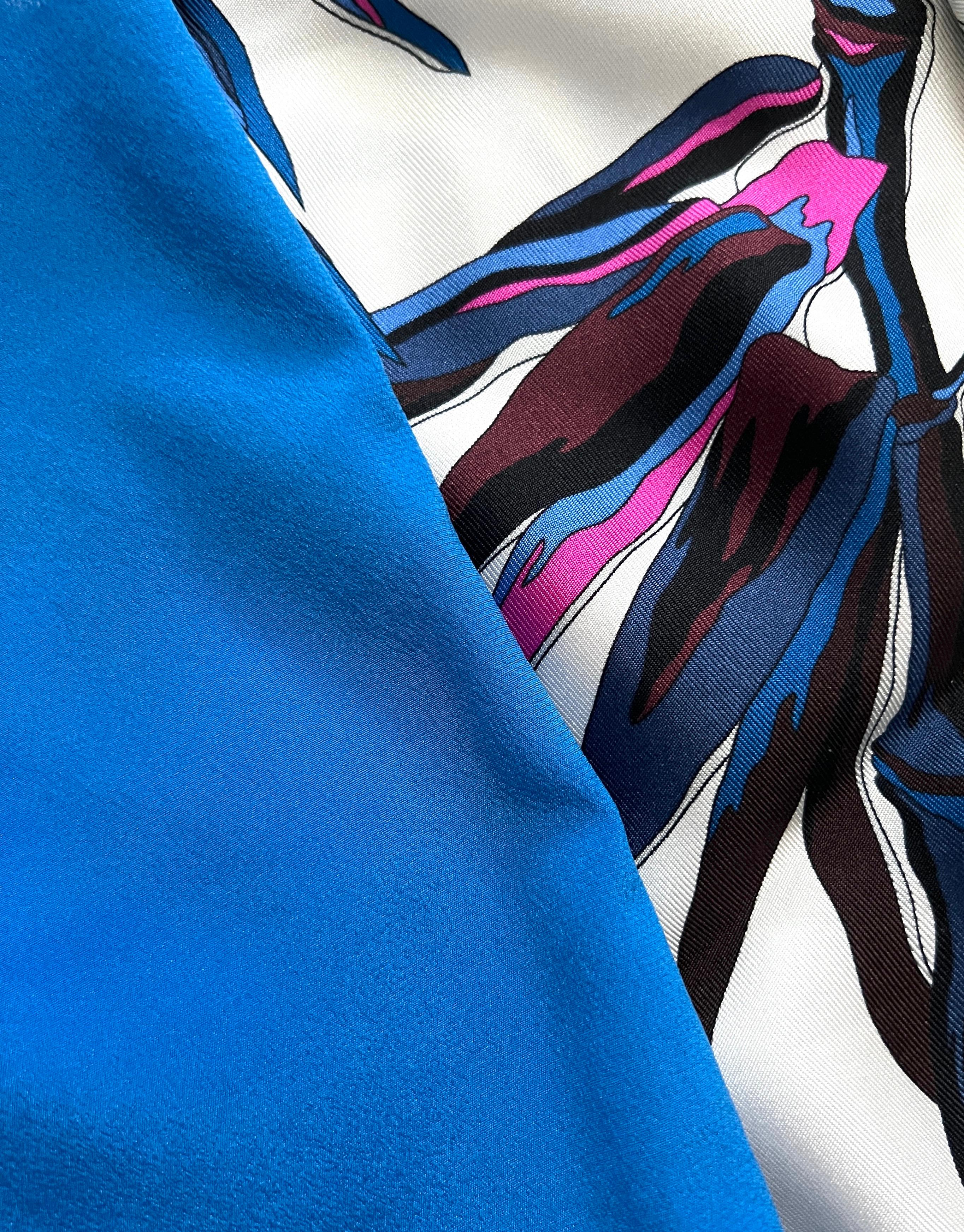 Blue Emilio Pucci Tropical Bamboo Signature Print Silk Top Shorts Suit Ensemble Set S For Sale