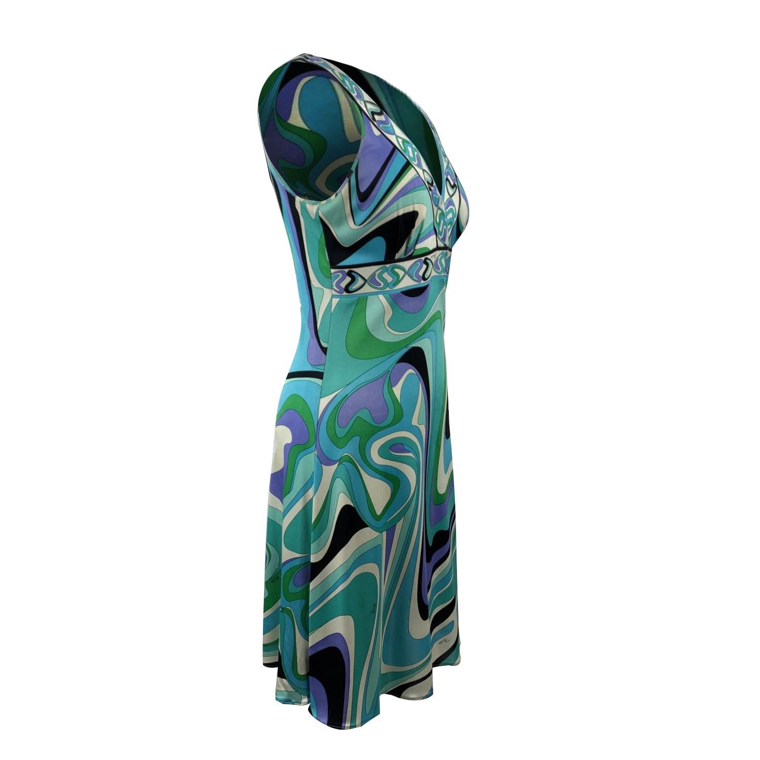 Emilio Pucci Turquoise Printed Silk Jersey Sleeveless Dress Size 42 IT In Good Condition In Rome, Rome