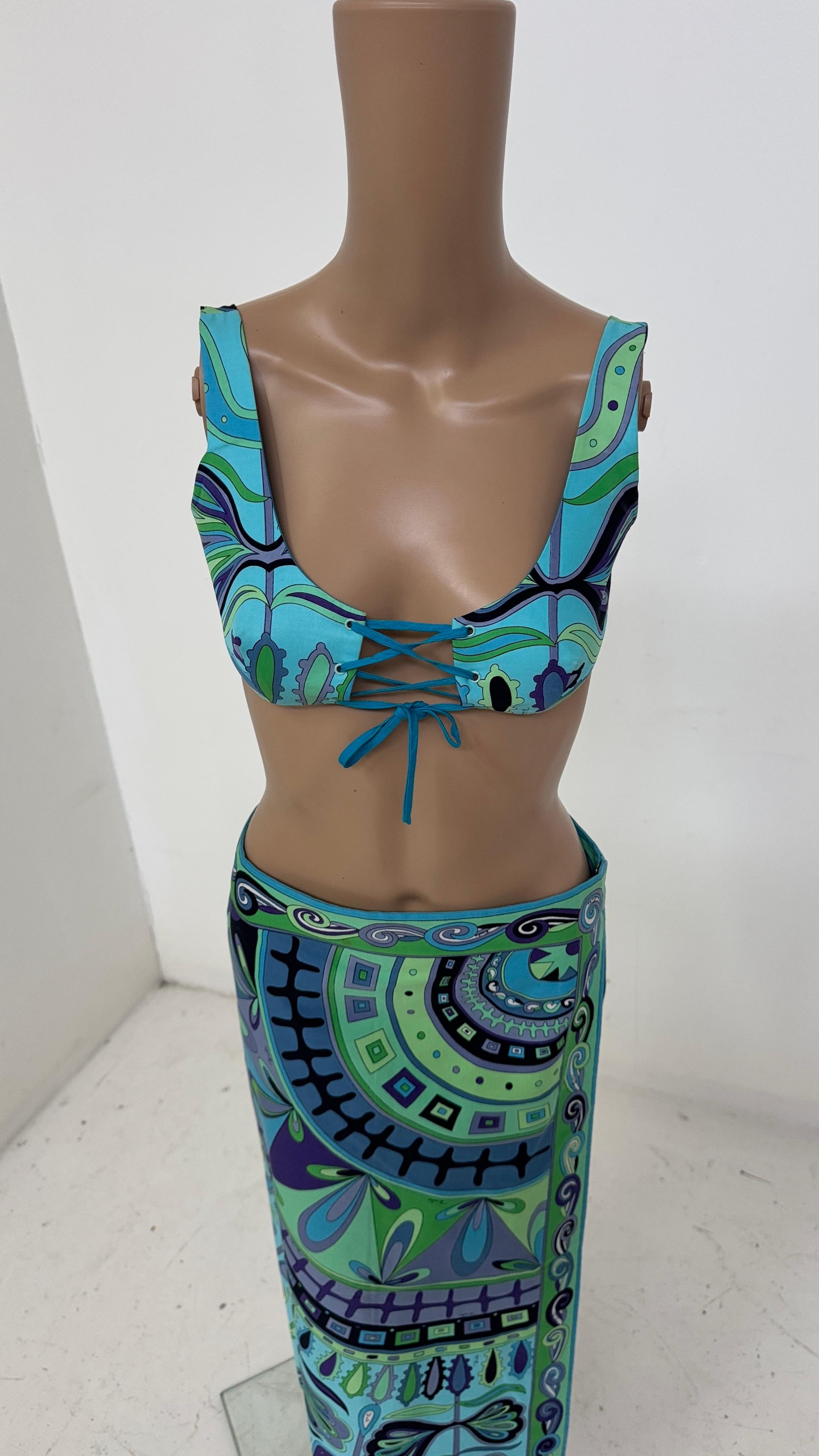 Emilio Pucci Two-Piece Set with Iconic Floral Print - We pay for import duty! 3