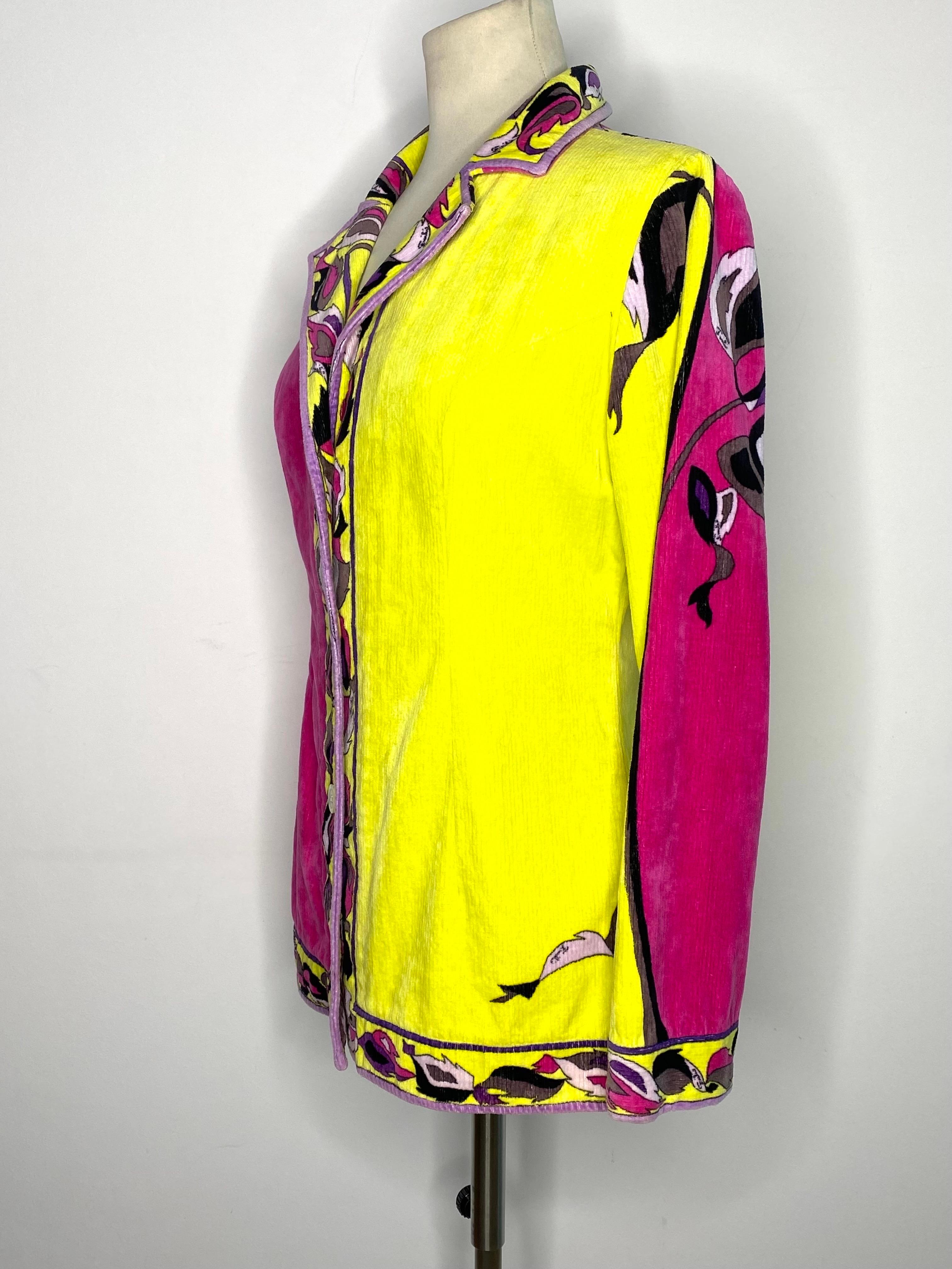 Emilio Pucci Samtjacke, einreihig vorne, ca. 1970 (Gelb) im Angebot