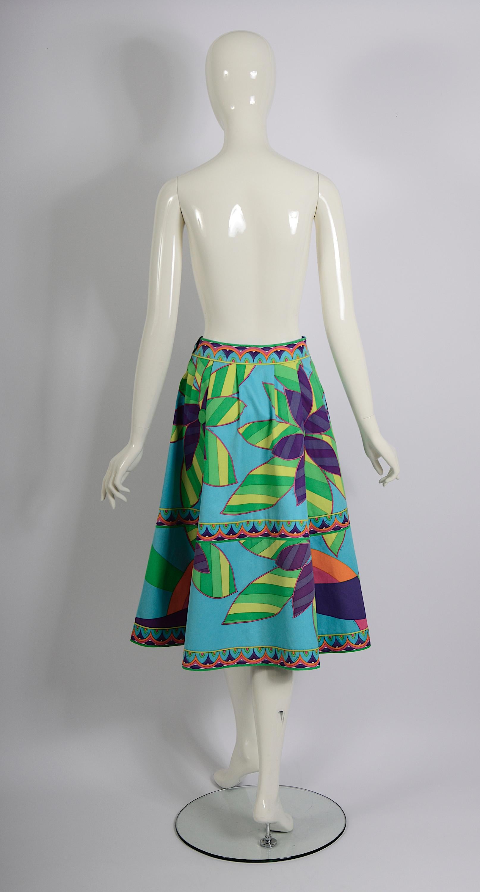 Emilio Pucci vintage 1960s signed flower print cotton circle skirt. For Sale 3
