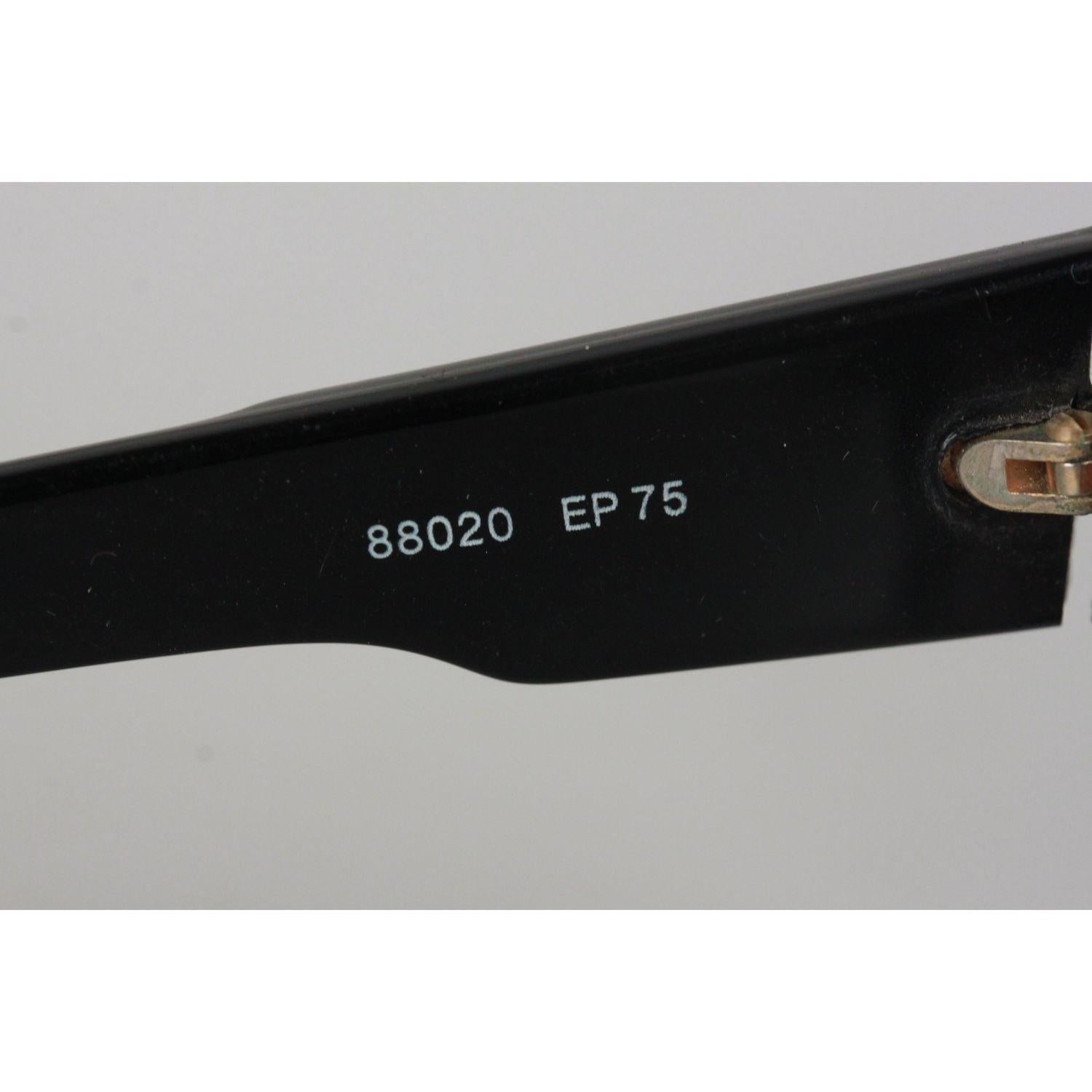 Emilio Pucci Vintage Black Rectangle Sunglass 88020 EP75 60mm Pour femmes en vente