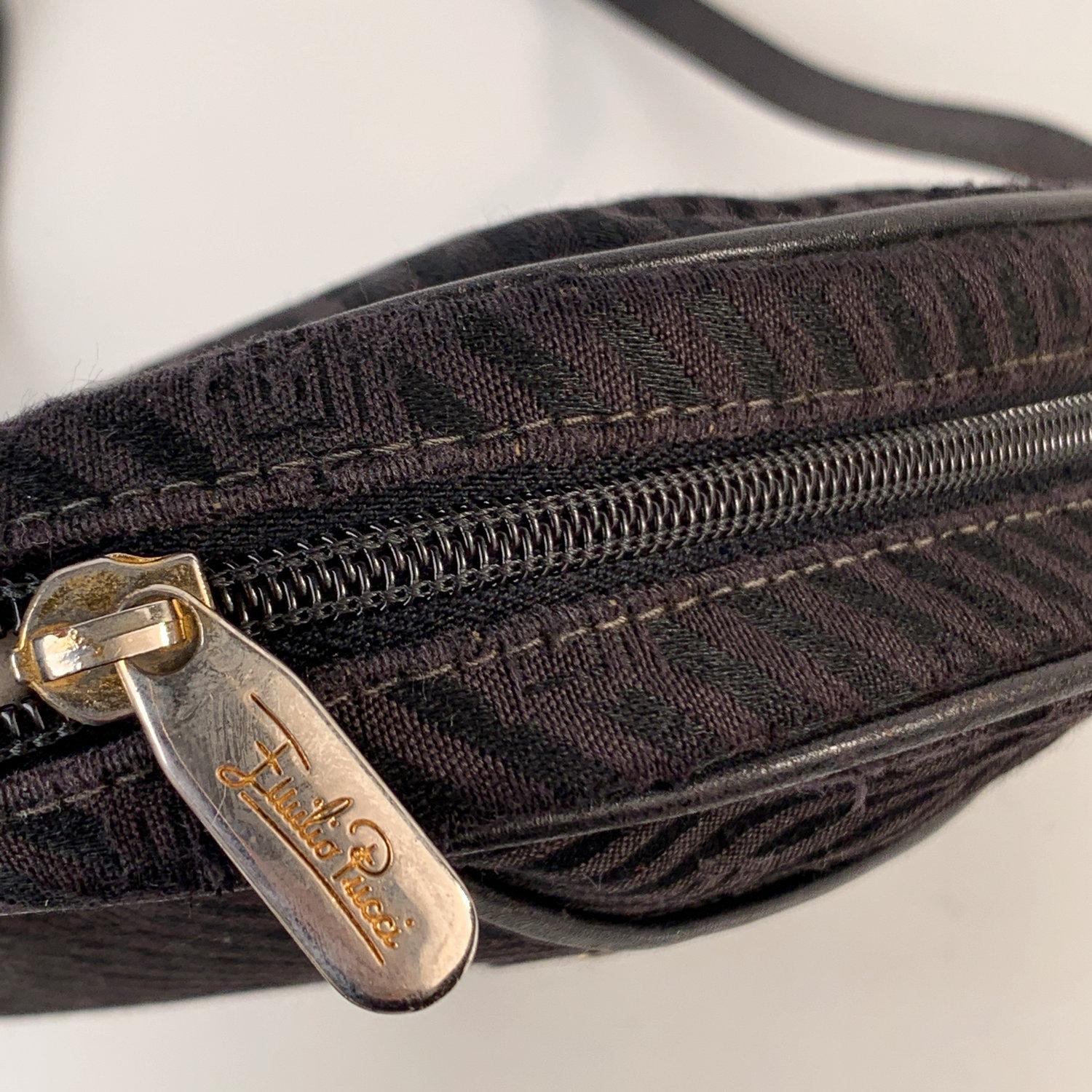 Emilio Pucci Vintage Black Canvas Messenger Crossbody Bag In Excellent Condition In Rome, Rome