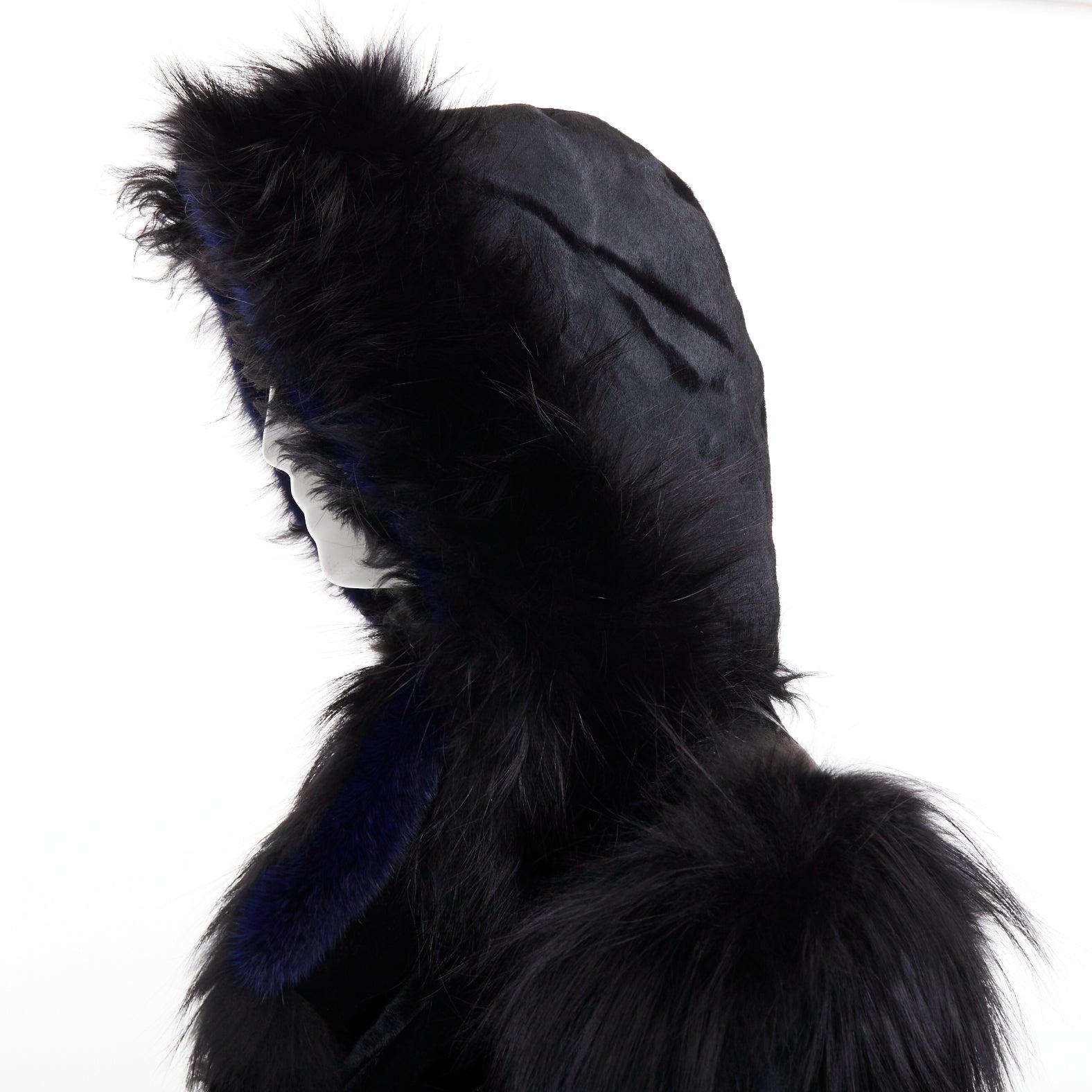 EMILIO PUCCI Manteau vintage ethnique en cuir de veau mélangé à de la fourrure de raton laveur IT40 S en vente 3