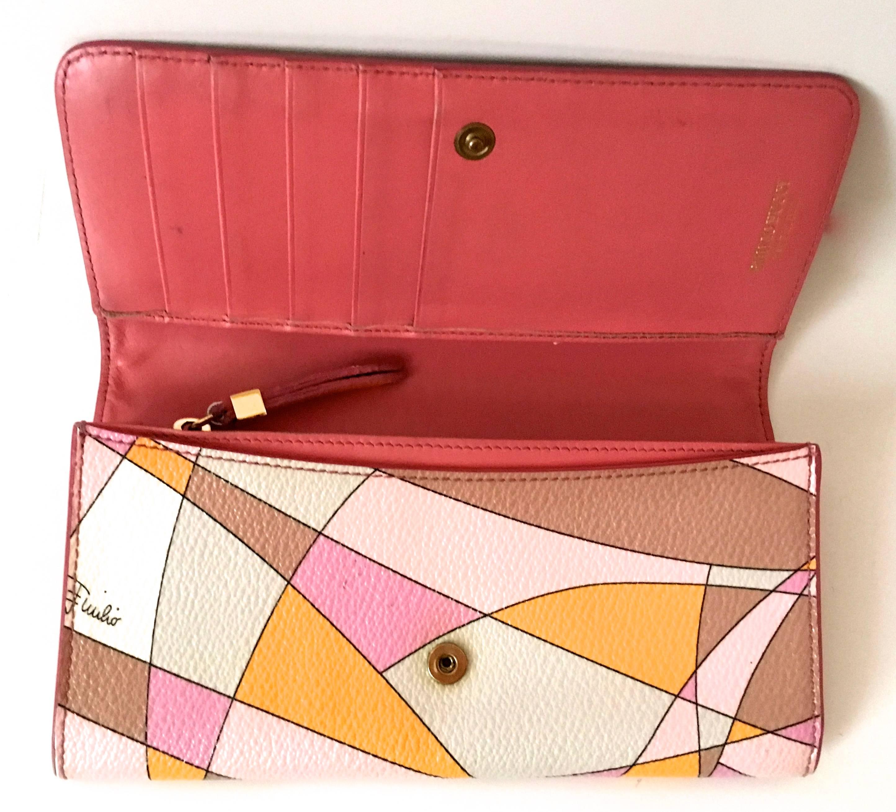 Emilio Pucci Wallet  In Excellent Condition In Boca Raton, FL