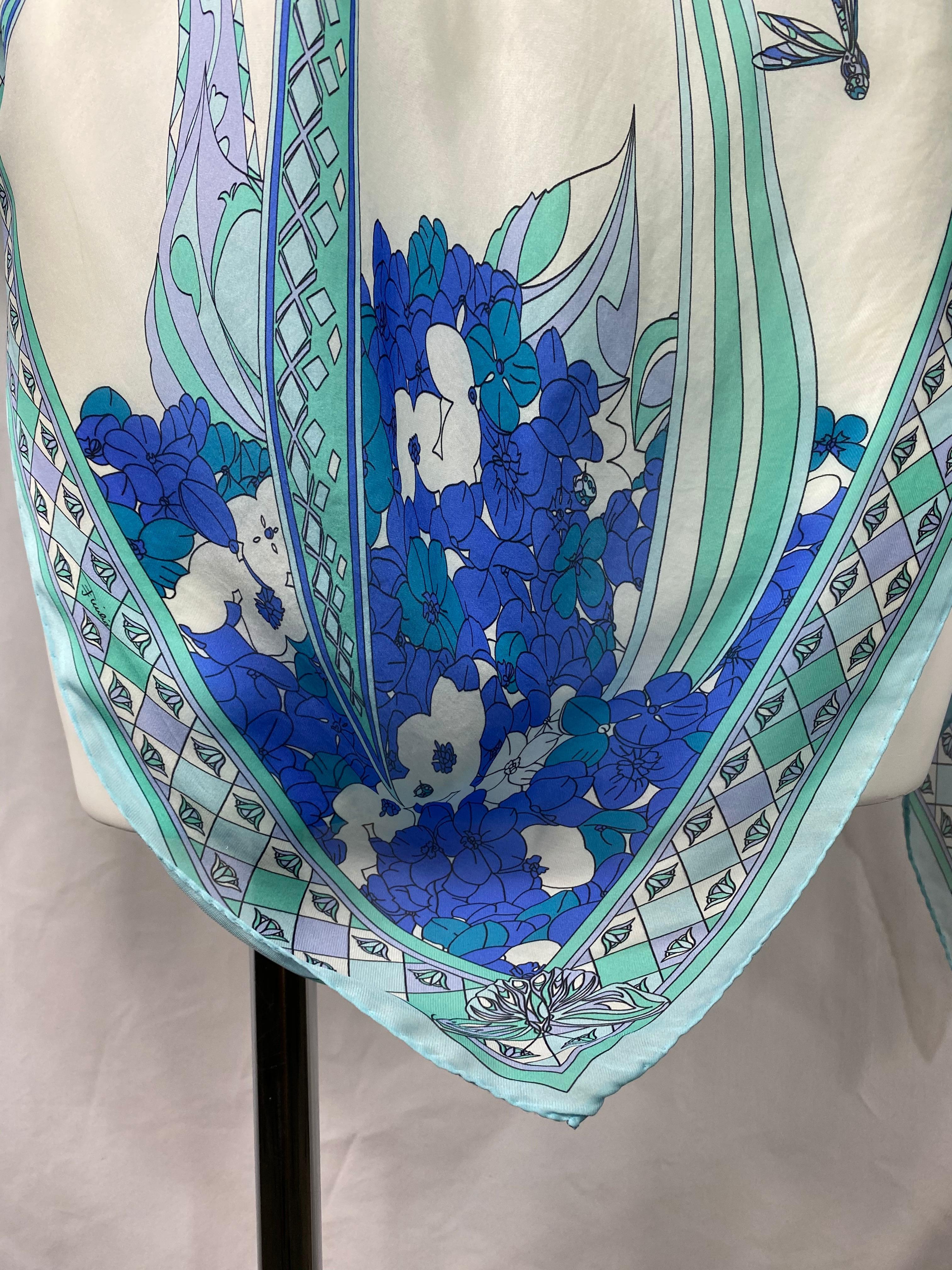 Product details:

Featuring silk, white, blue and turquoise, floral pattern print, adjustable tie lace at the waist, loose fit. Could be styled as cover up at the beach or by the pool side or it could be nicely styled with the pair of jeans.