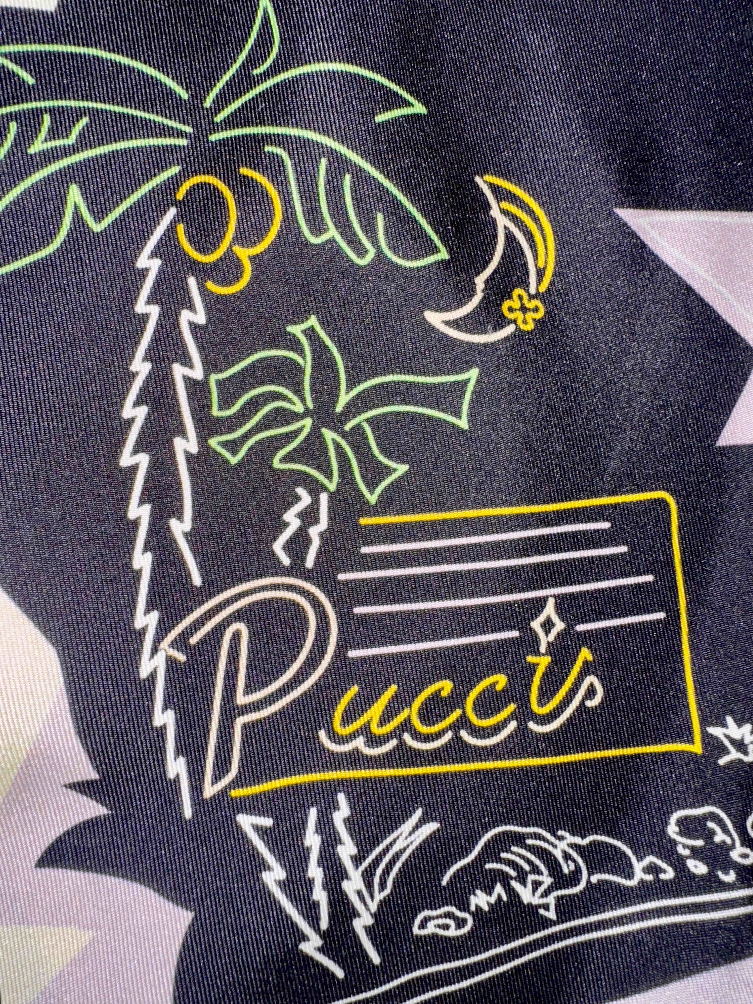 EMILIO PUCCI Robe tunique droite Hollywood imprimée signature multicolore en soie 44 en vente 3