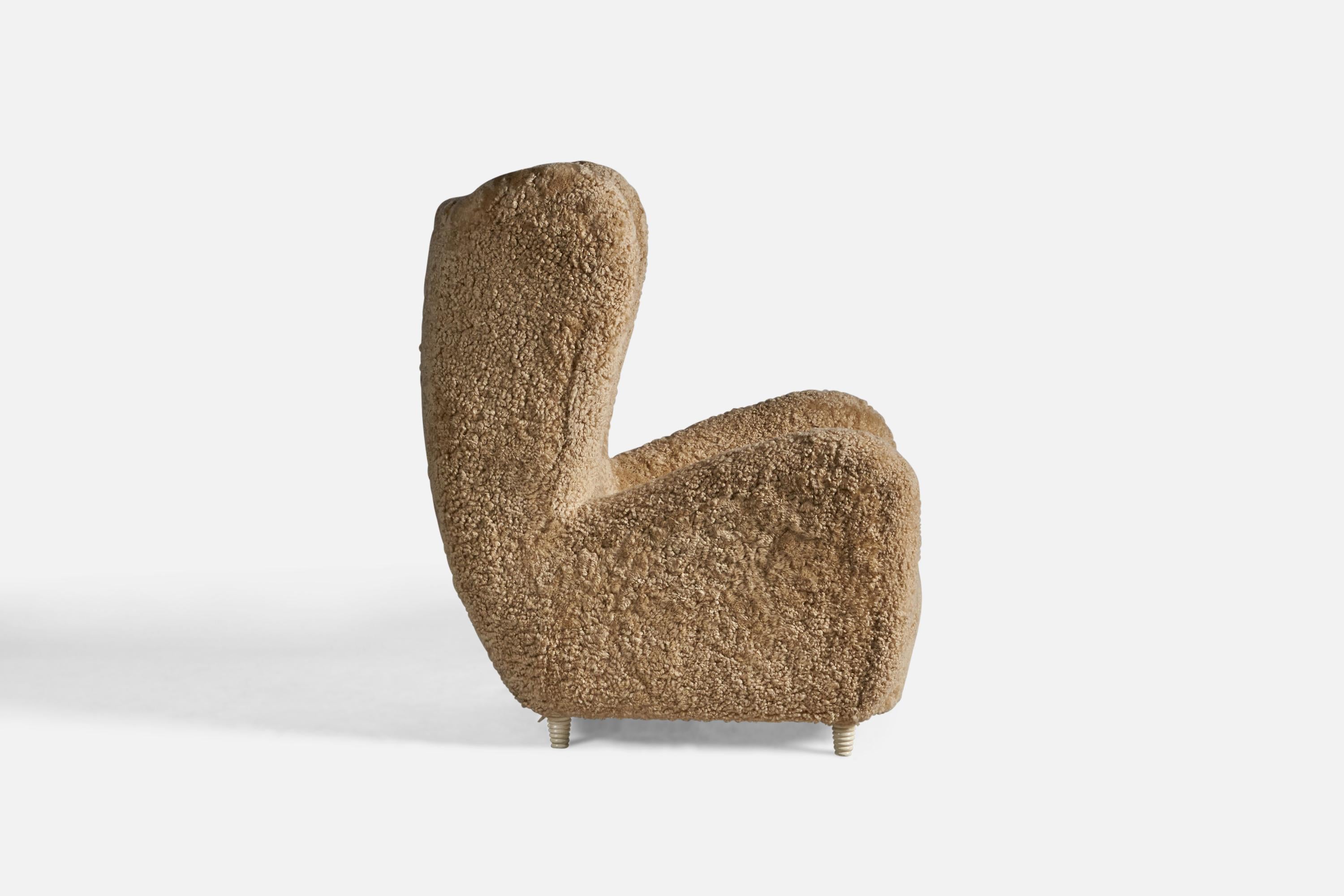 Italian Emilio Sarrachi, Sizeable Lounge Chairs, Shearling, Wood, Italy, 1940s For Sale