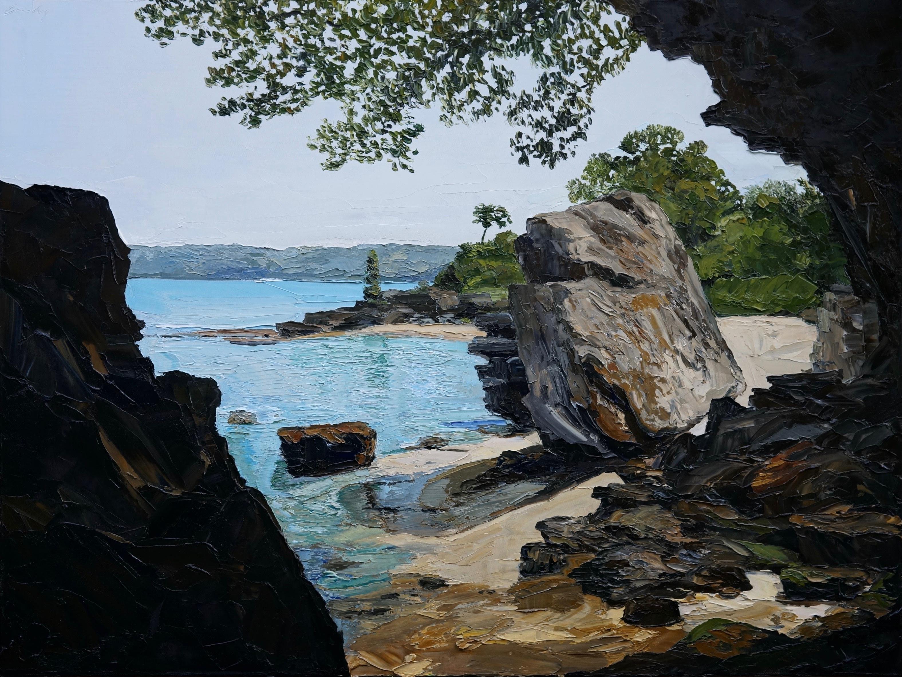 "Romance Cove" paesaggio contemporaneo con spiaggia ombreggiata e acqua azzurra