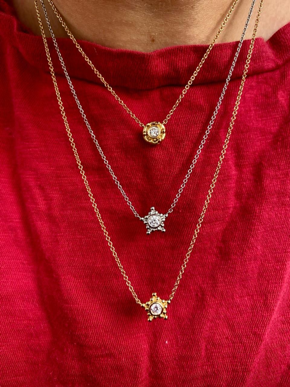 Round Cut Granium Star Necklace in Diamond For Sale