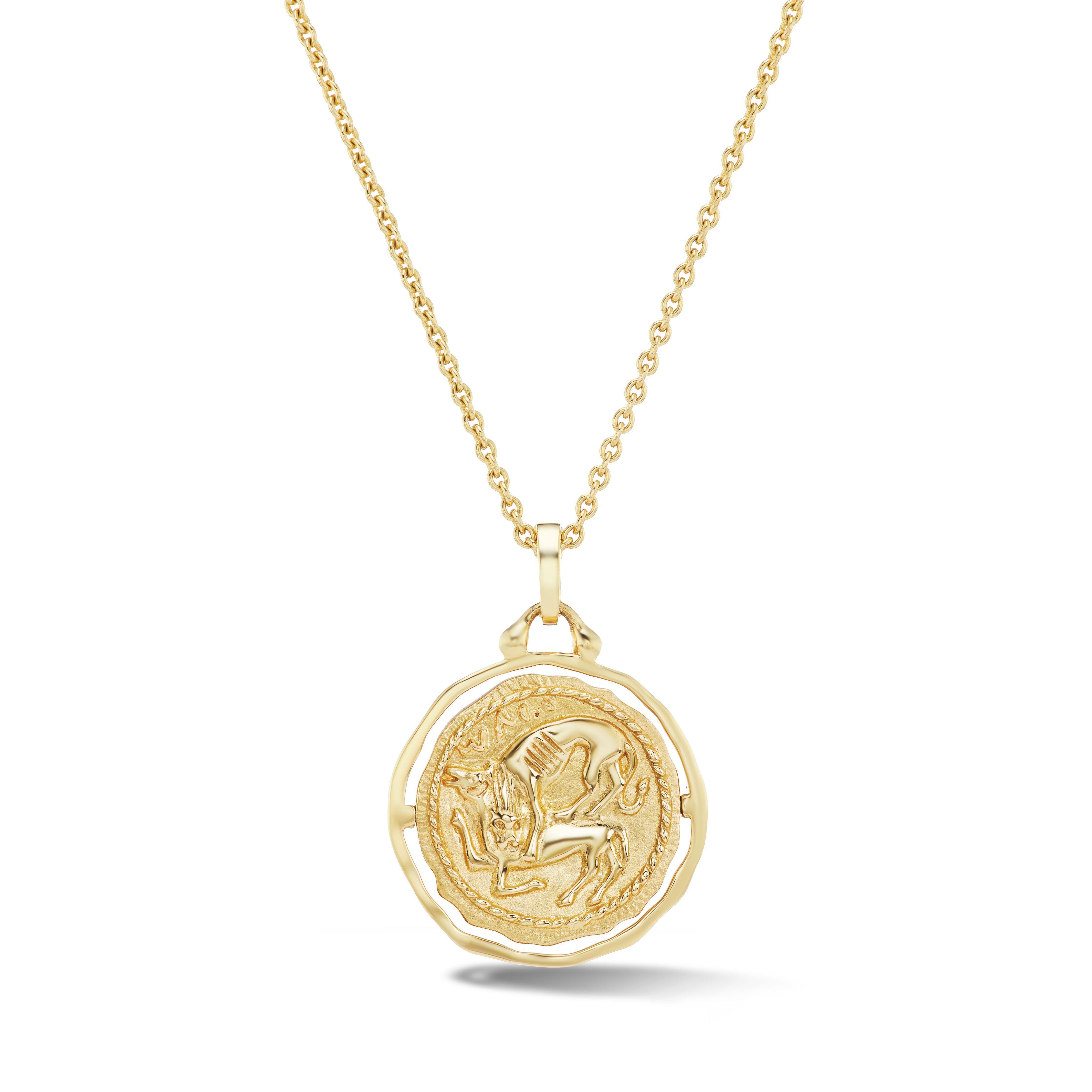 kaitlan collins necklace medallion meaning