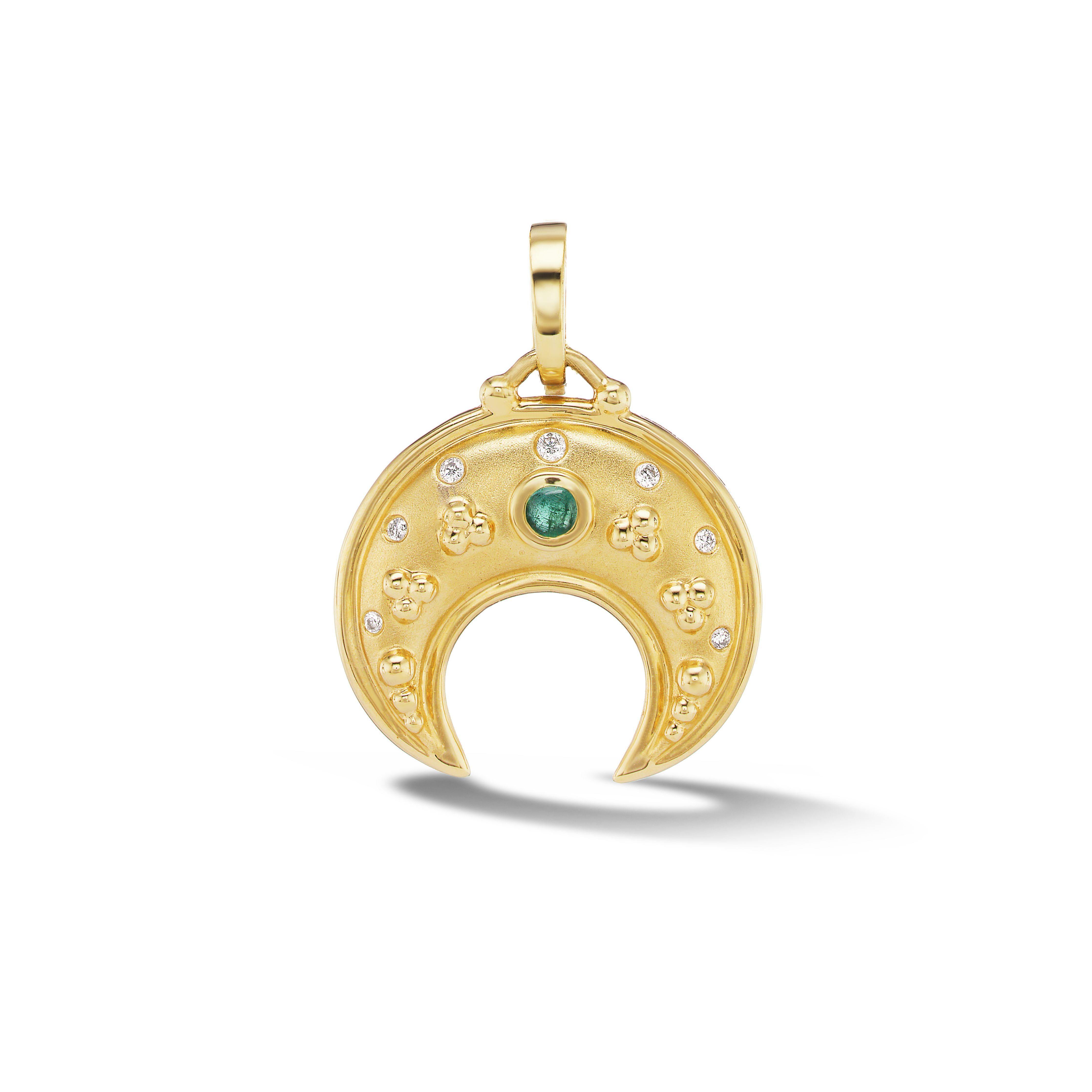 A lunala amulet is a crescent moon shaped pendant that was worn by girls in Ancient Rome as a lucky charm and to protect against evil forces. Our lunala is adorned with granules, typical of an ancient lunala charm, and a glowing emerald. Legends say